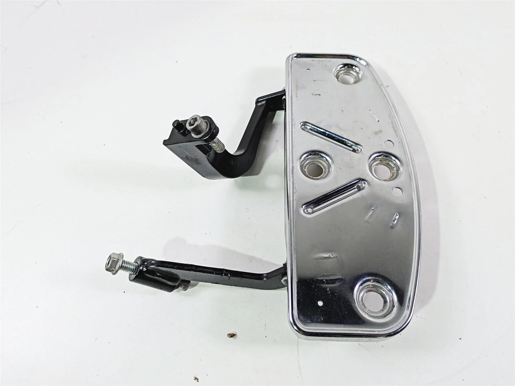 2016 Harley Touring FLHR Road King  Front Left Floorboard Mounts 50621-06A - Image 3