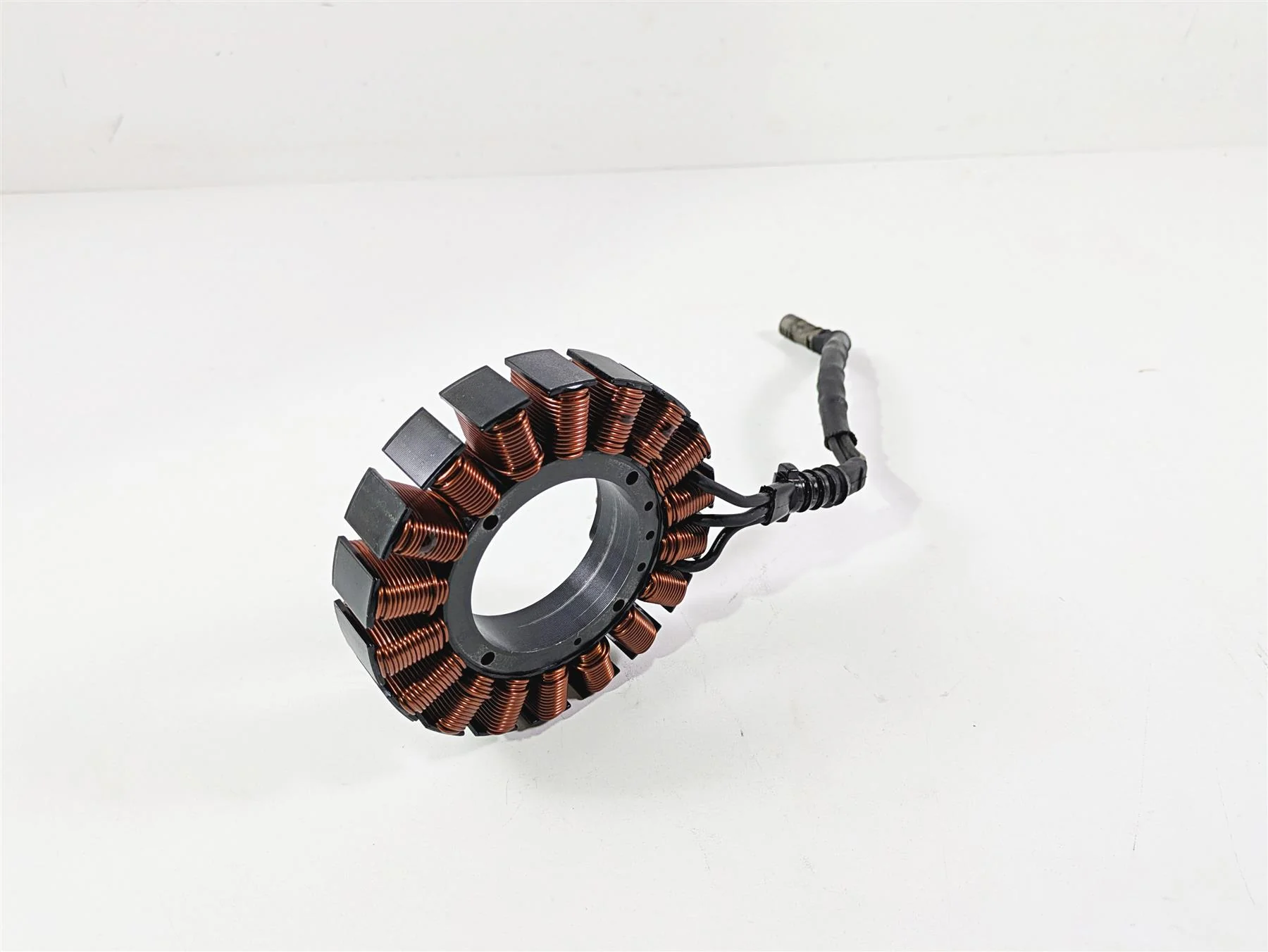 2016 Harley Touring FLHR Road King  Ignition Alternator Stator 29987-06D - Image 12