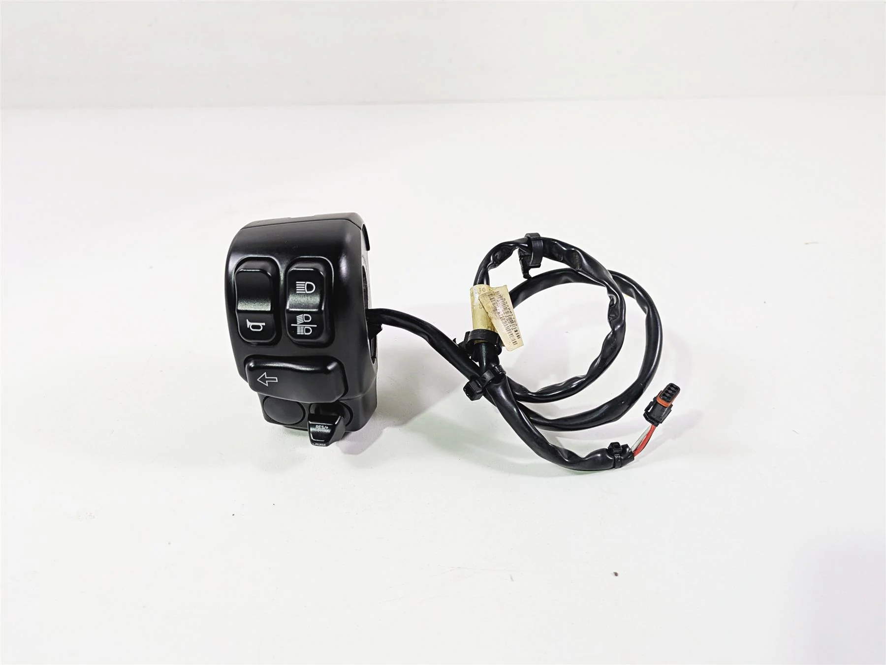 2016 Harley Touring FLHR Road King  Left Hand Control Switch - Read 71500126B