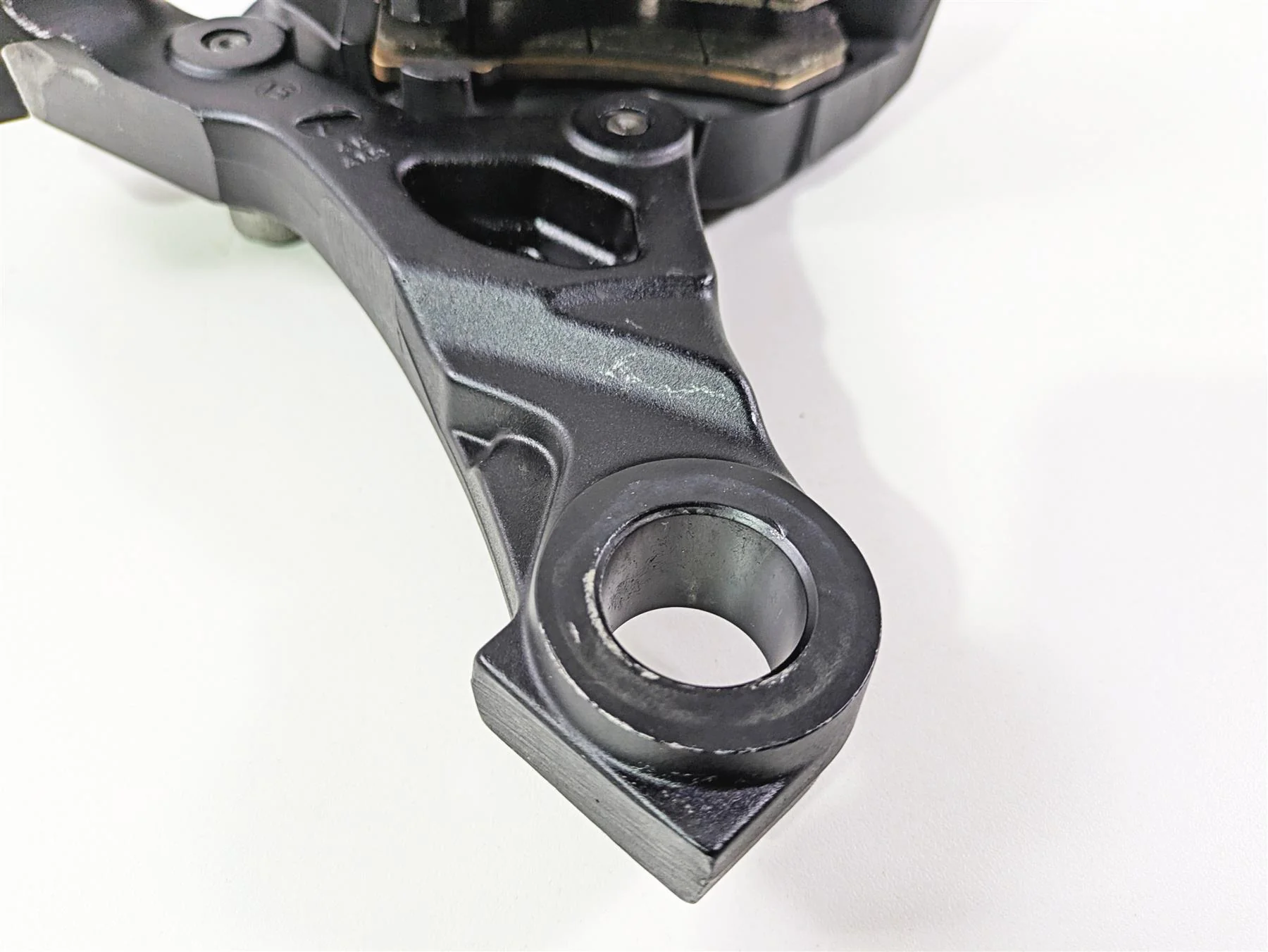 2016 Harley Touring FLHR Road King  Rear Brake Caliper & Bracket 44080-08C - Image 10