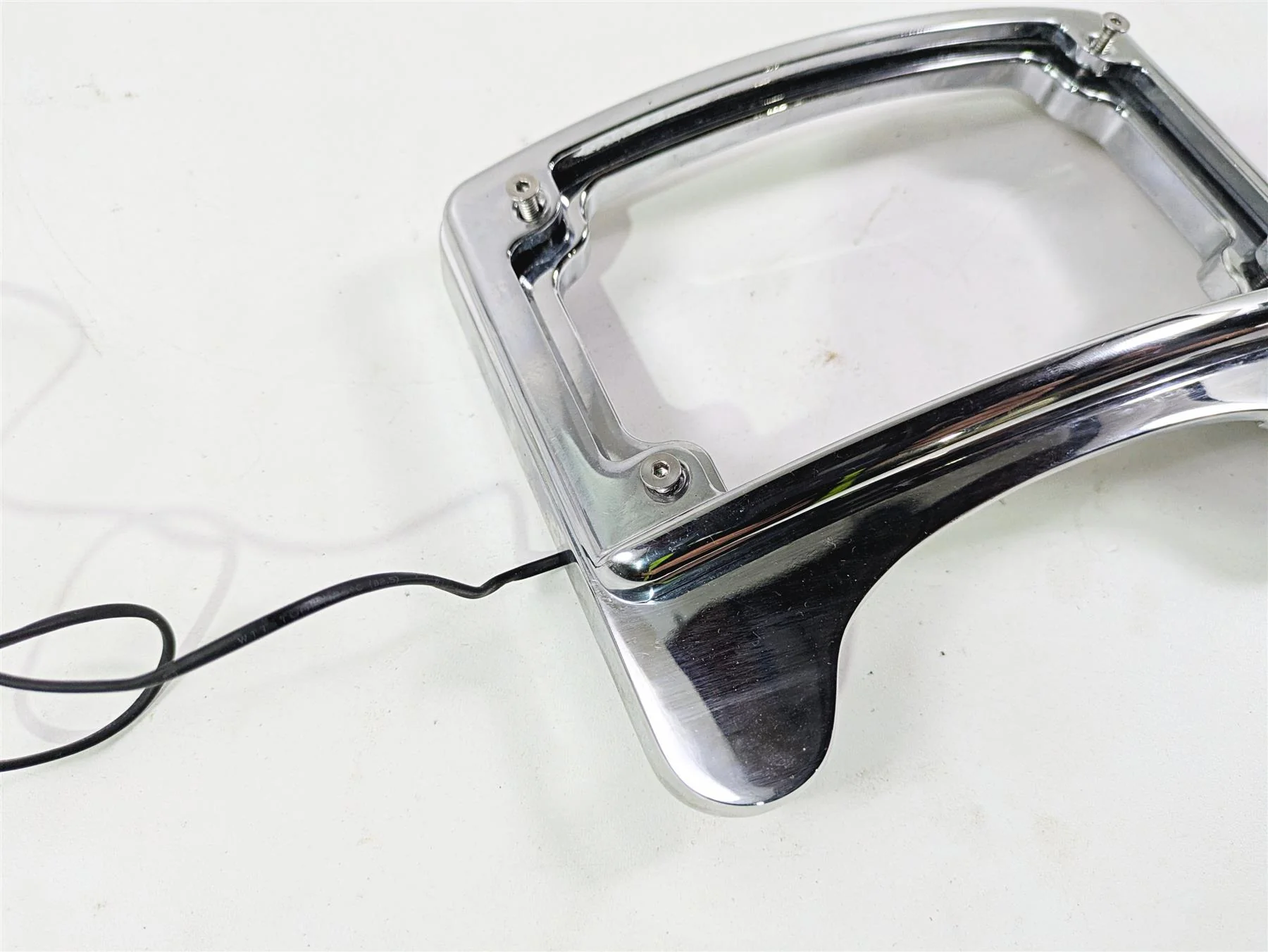 2016 Harley Touring FLHR Road King  Rear License Plate Holder - Read - Image 7