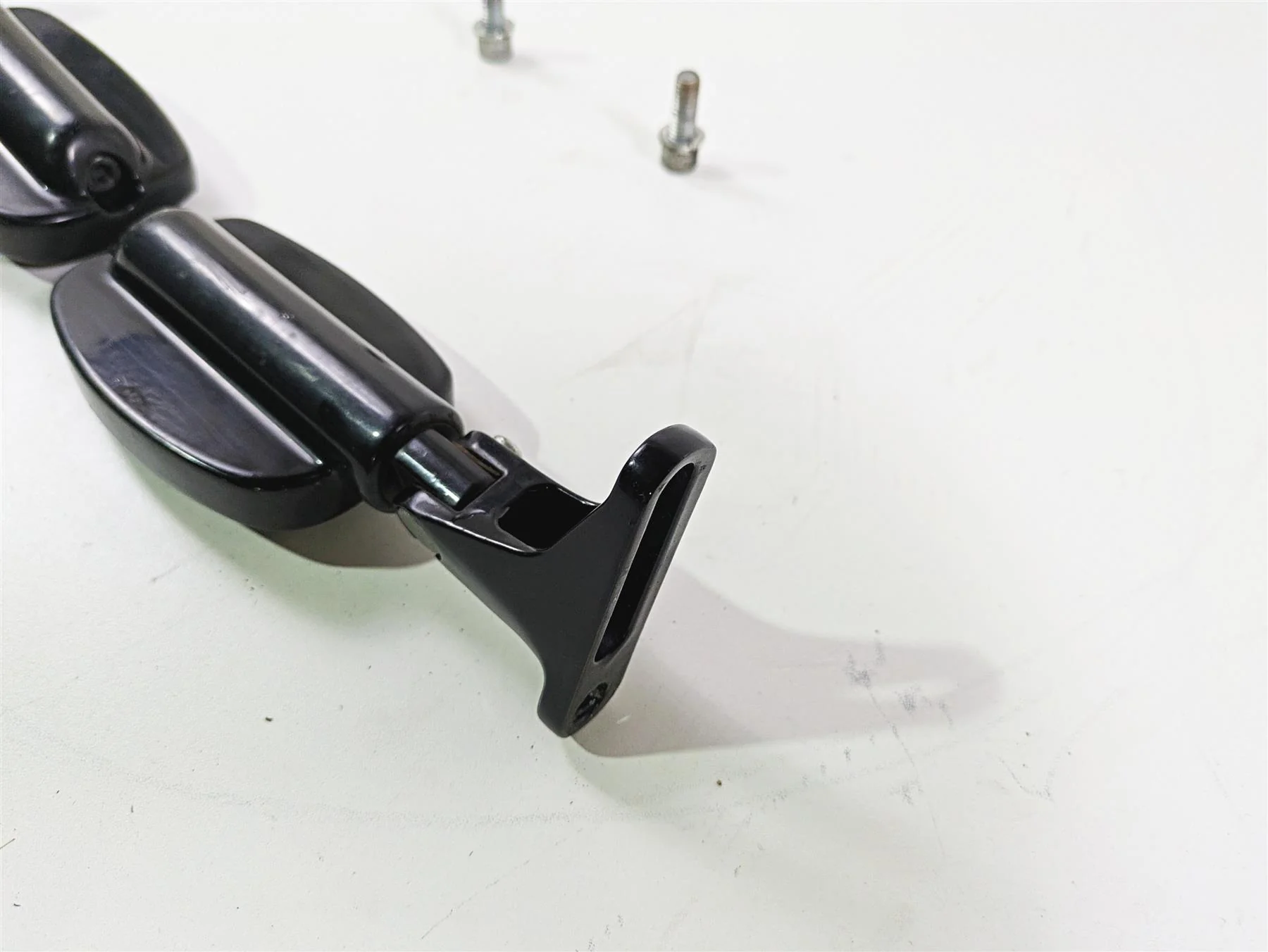 2016 Harley Touring FLHR Road King Rear Passenger Footpeg Set Black 50500146 - Image 11