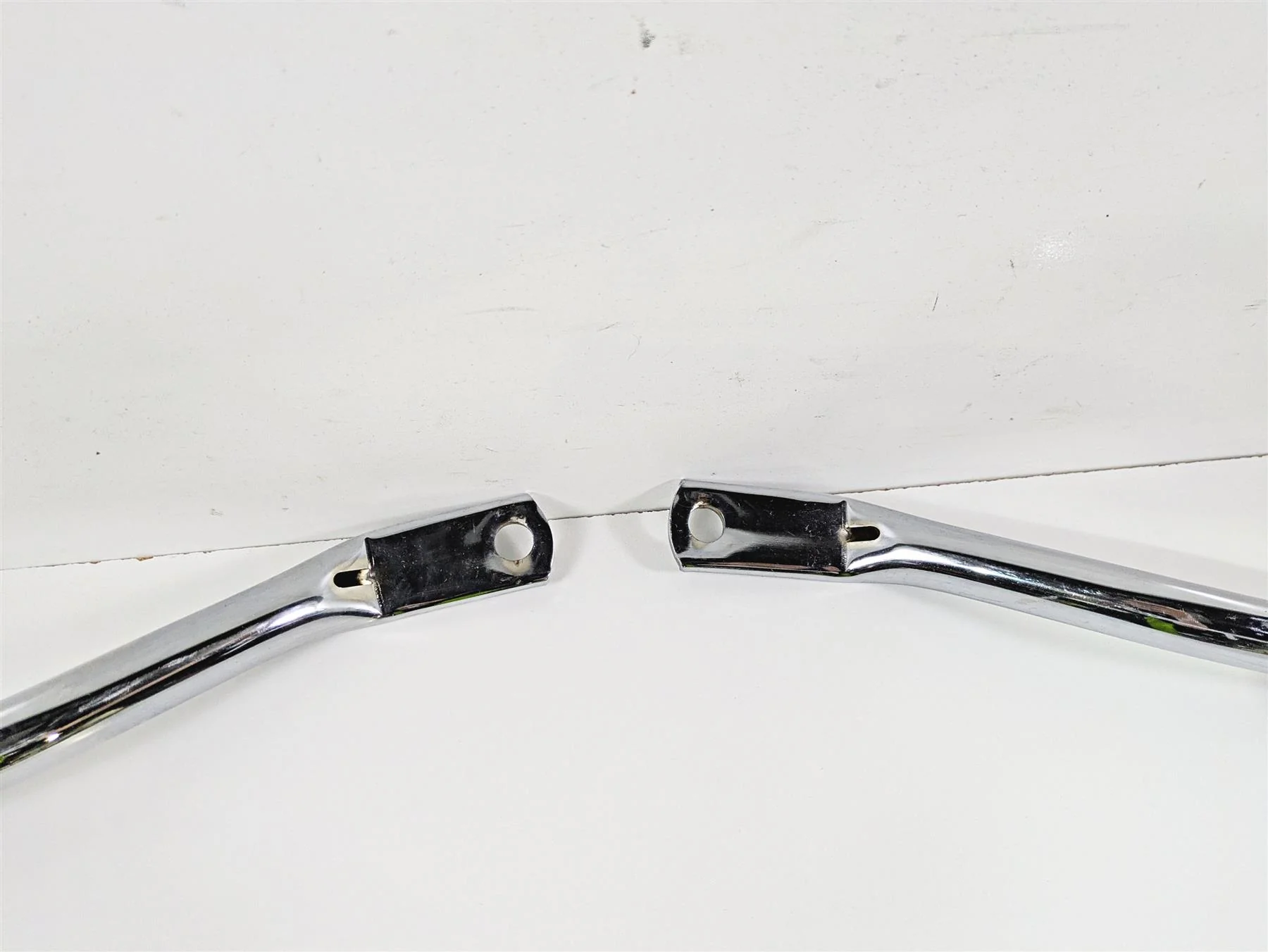2016 Harley Touring FLHR Road King  Saddlebag Rail Guard Set 90200506 90200507 - Image 6