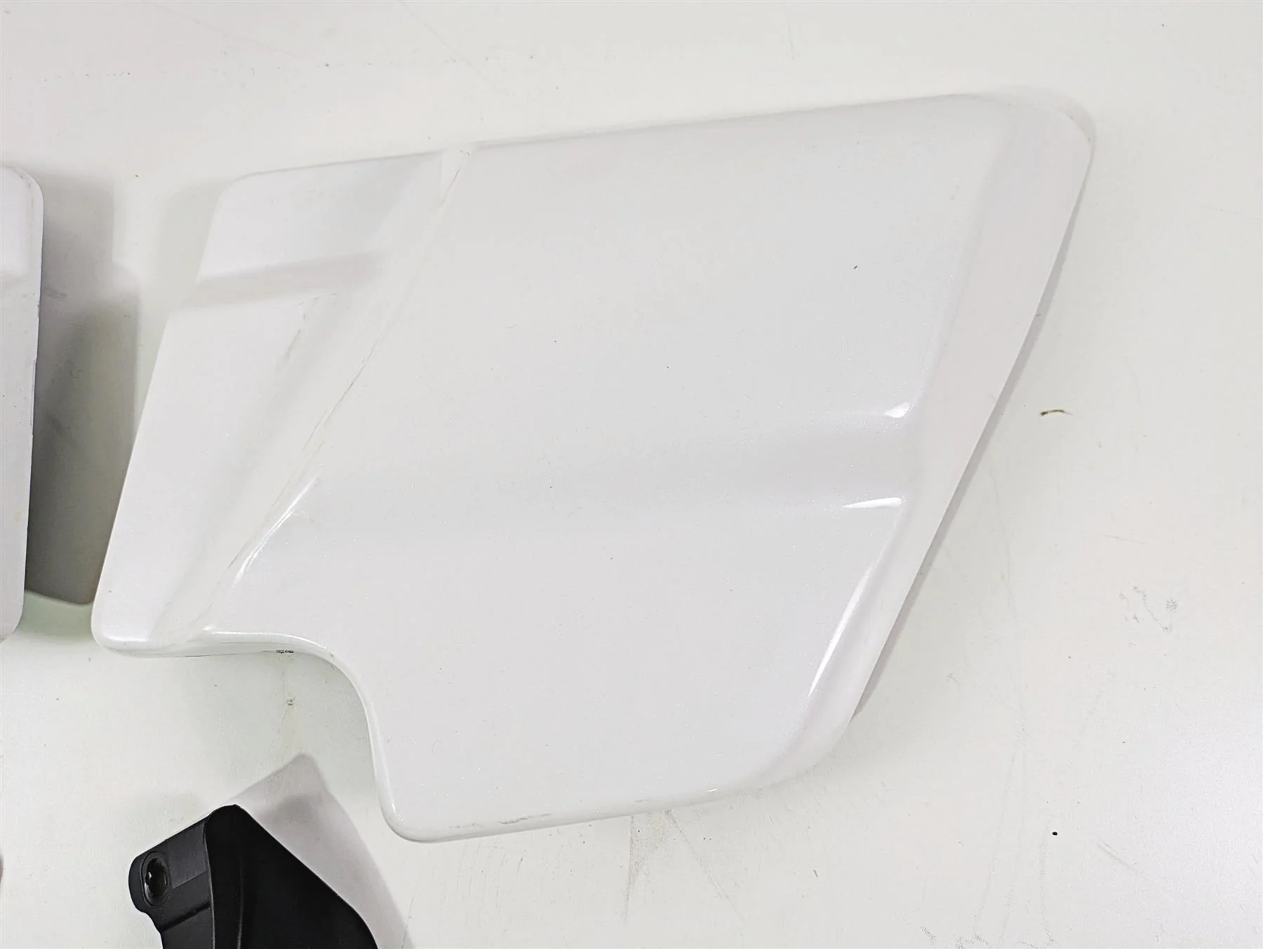 2016 Harley Touring FLHR Road King  Side Cover Deflector Set 66048-09A 66250-09 - Image 2