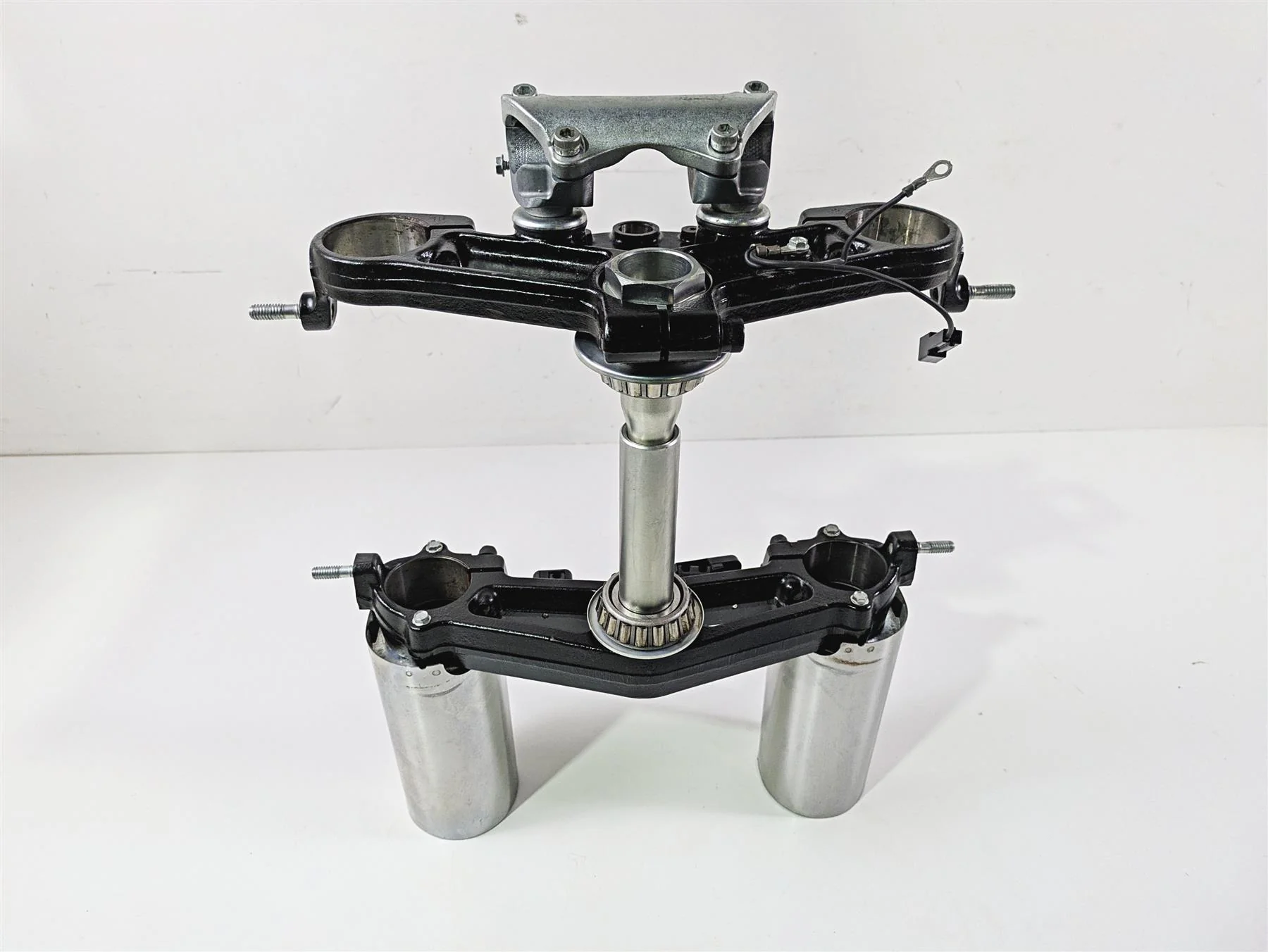 2016 Harley Touring FLHR Road King  Upper Lower Triple Tree Set 45900091A - Image 3