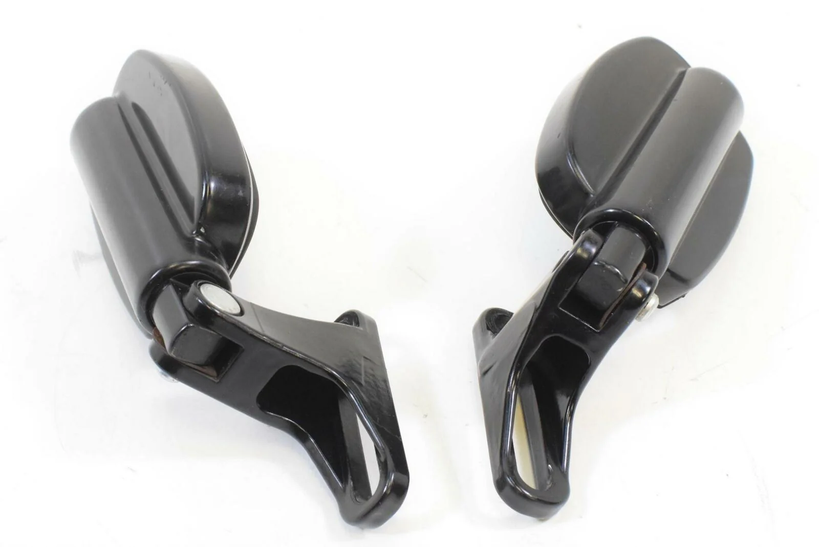 2016 Harley Touring FLHTCU Electra Glide Rear Passenger Footpeg Set 52719-10 - Image 6