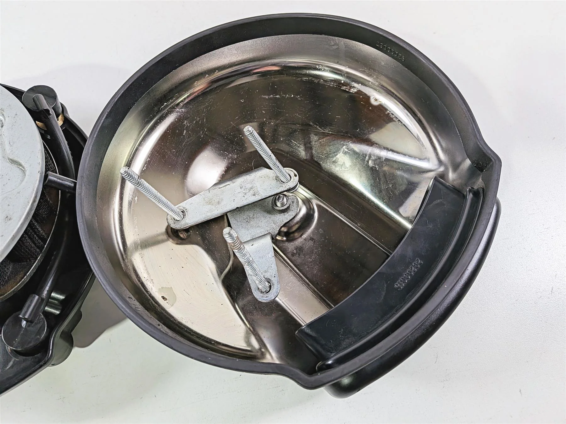 2016 Harley Touring FLHX Street Glide High Output Air Filter 29000033A - Image 11