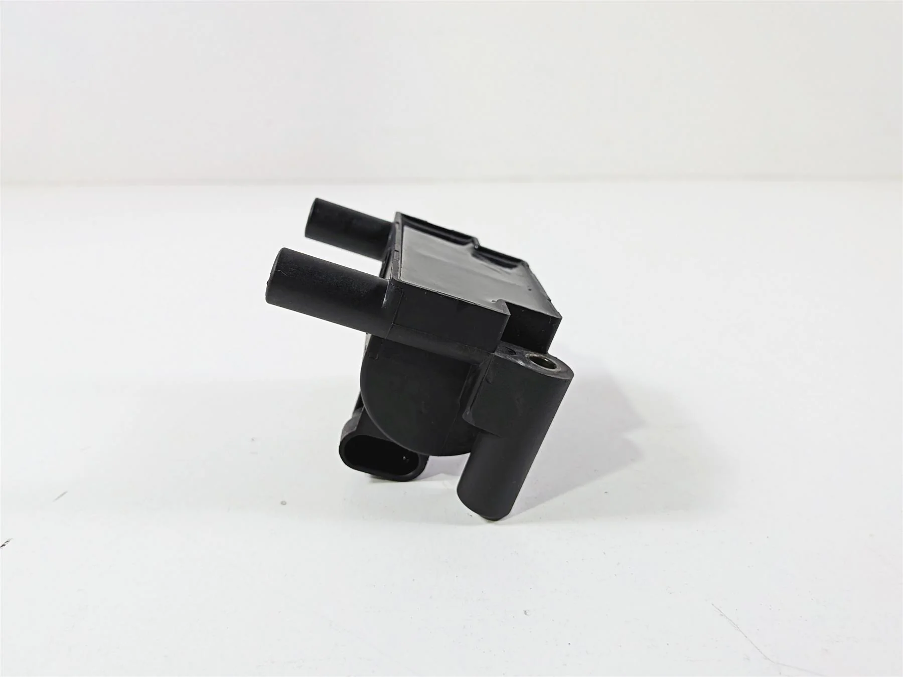 2016 Harley Touring FLHX Street Glide Delphi Ignition Coil 31696-07A - Image 12