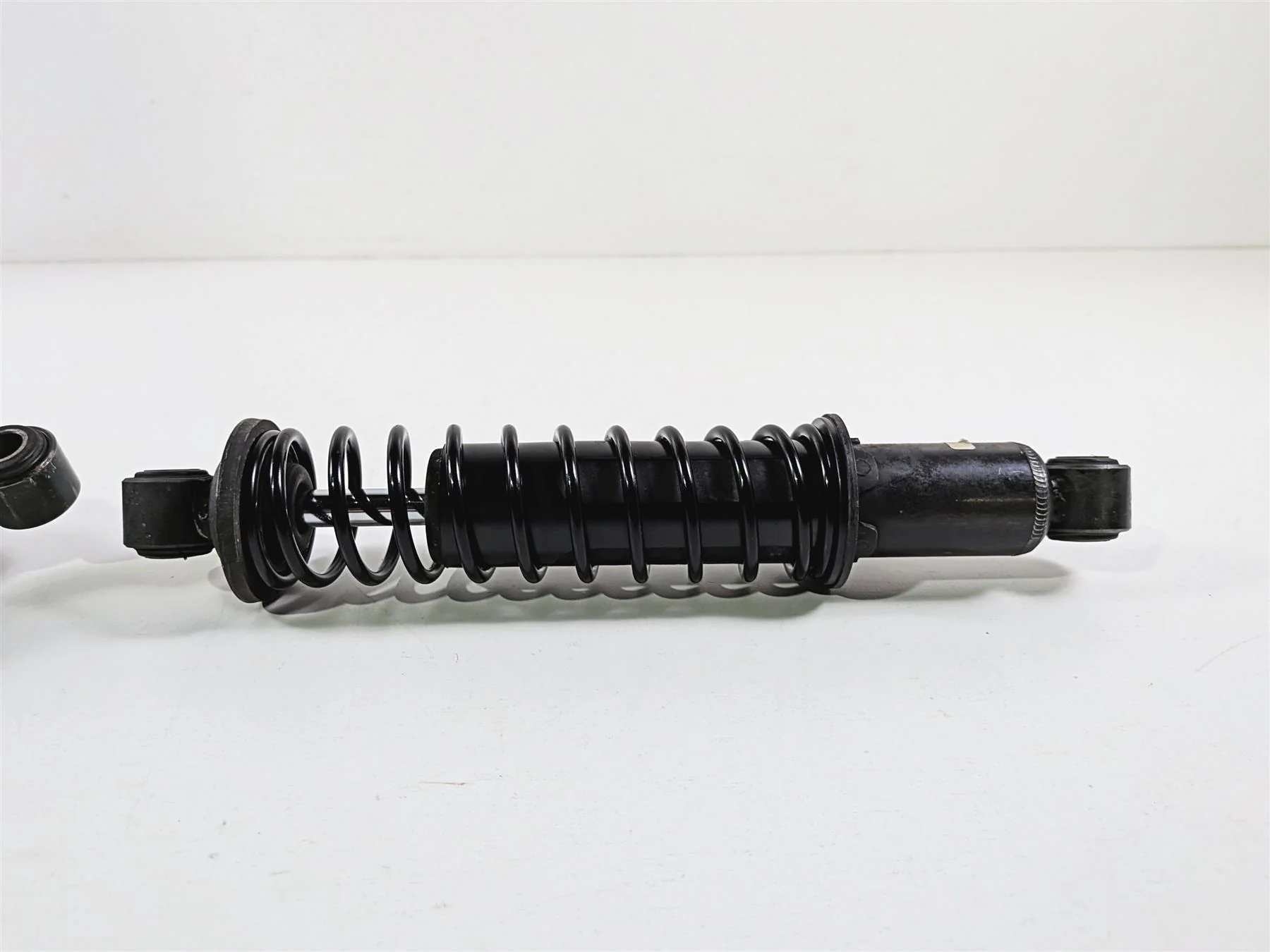2016 Harley Touring FLHX Street Glide Rear 12" Suspension Shocks - Read 54000081 - Image 6