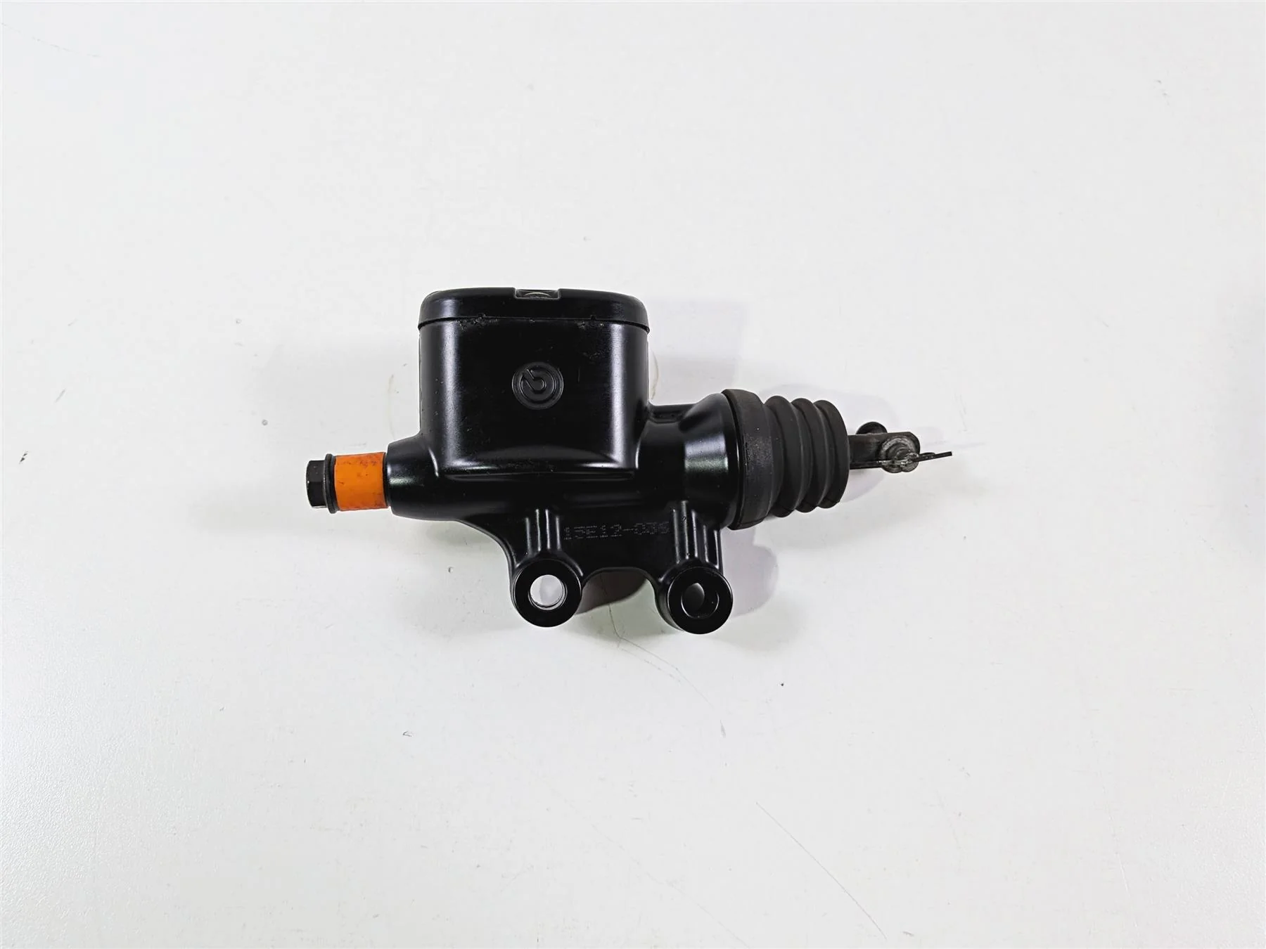 2016 Harley Touring FLHX Street Glide Rear Brake Master Cylinder 41700028A - Image 6