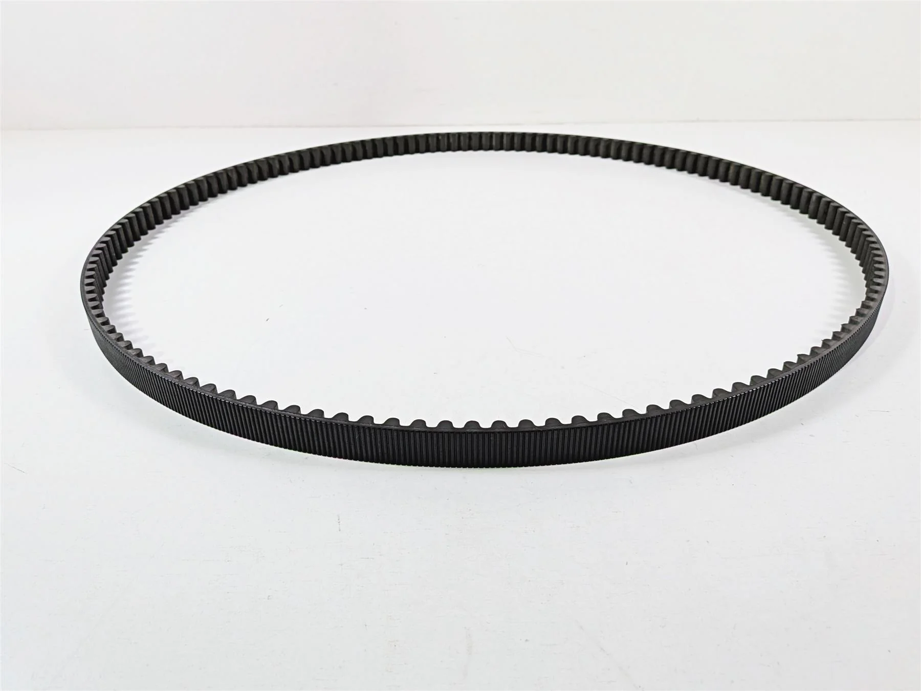 2016 Harley Touring FLHX Street Glide Rear Drive Belt 140T 24mm 40024-09A - Image 2