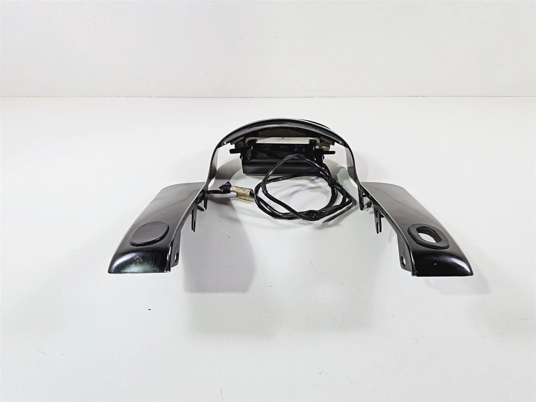 2016 Harley Touring FLHX Street Glide Rear Fascia Wing Fender Cover 59739-09 - Image 4