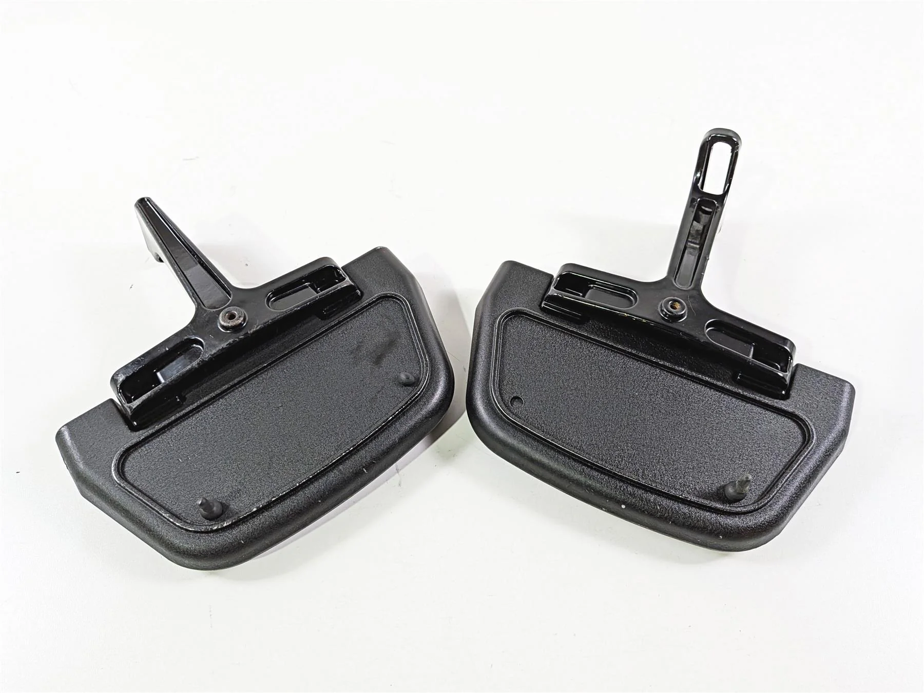 2016 Harley Touring FLHX Street Glide Rear Passenger Floor Board Set 50500460A - Image 10