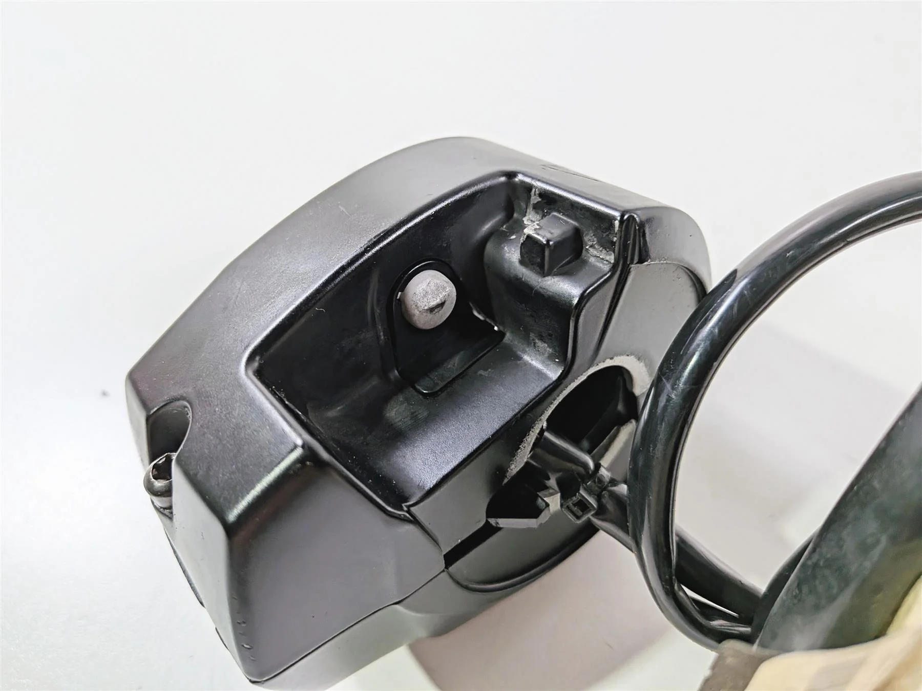 2016 Harley Touring FLHX Street Glide Right Hand Control Switch 71500129B - Image 8
