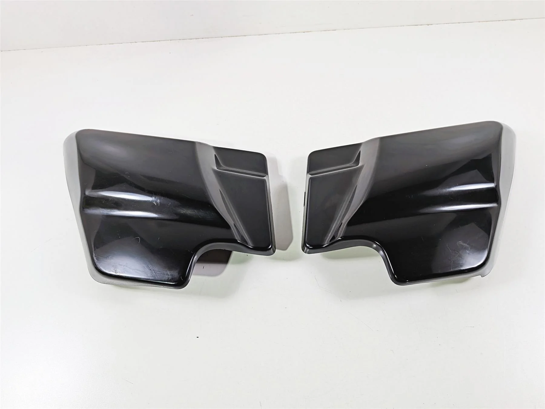 2016 Harley Touring FLHX Street Glide Side Cover Fairing Set 66250-09 66048-09A