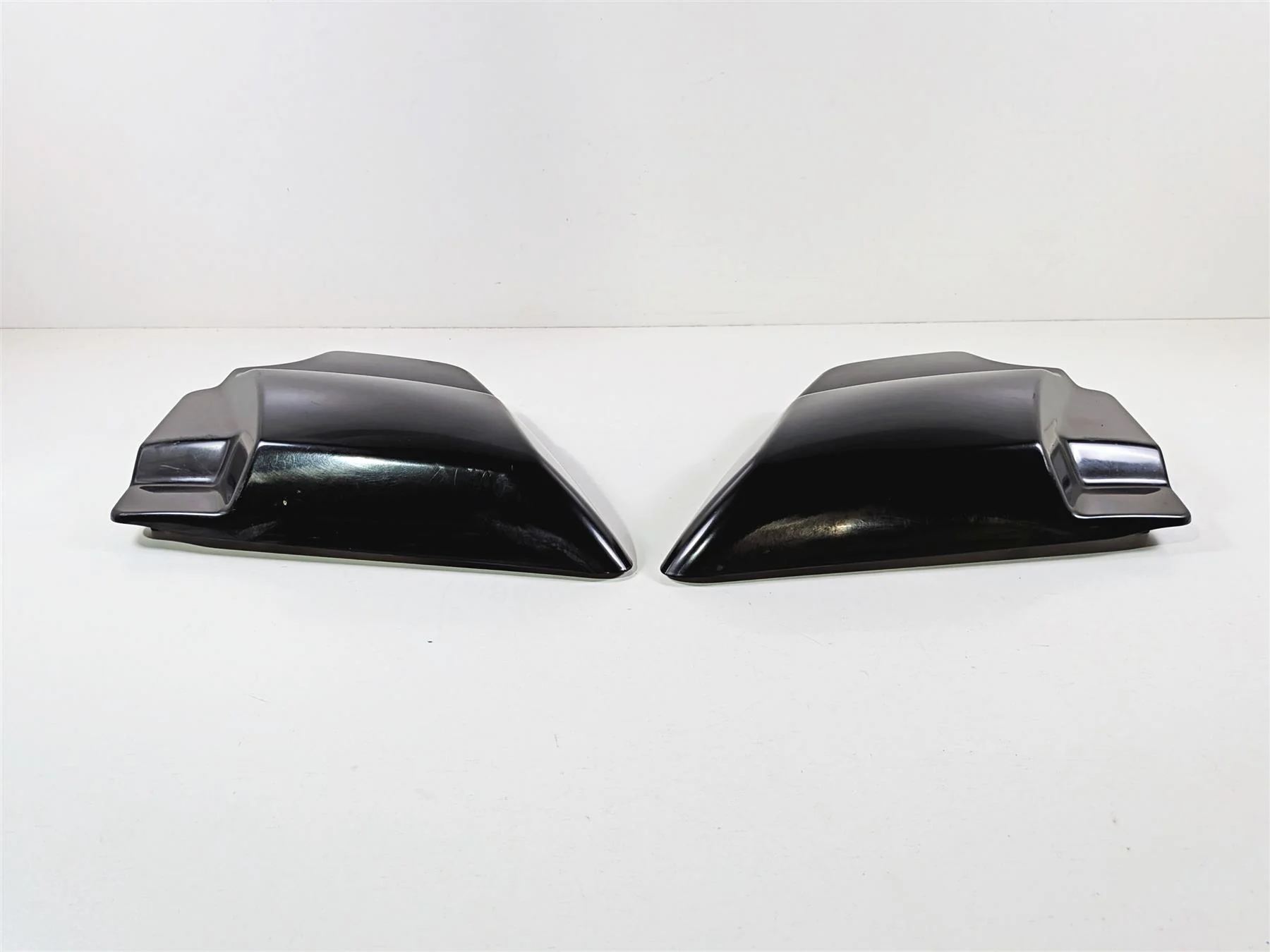 2016 Harley Touring FLHX Street Glide Side Cover Fairing Set 66250-09 66048-09A - Image 6
