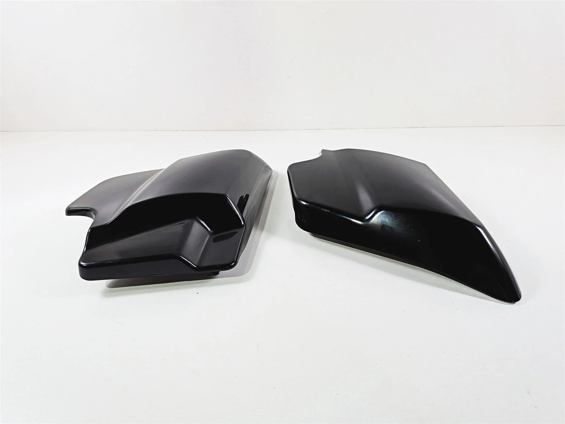 2016 Harley Touring FLHX Street Glide Side Cover Fairing Set 66250-09 66048-09A - Image 7