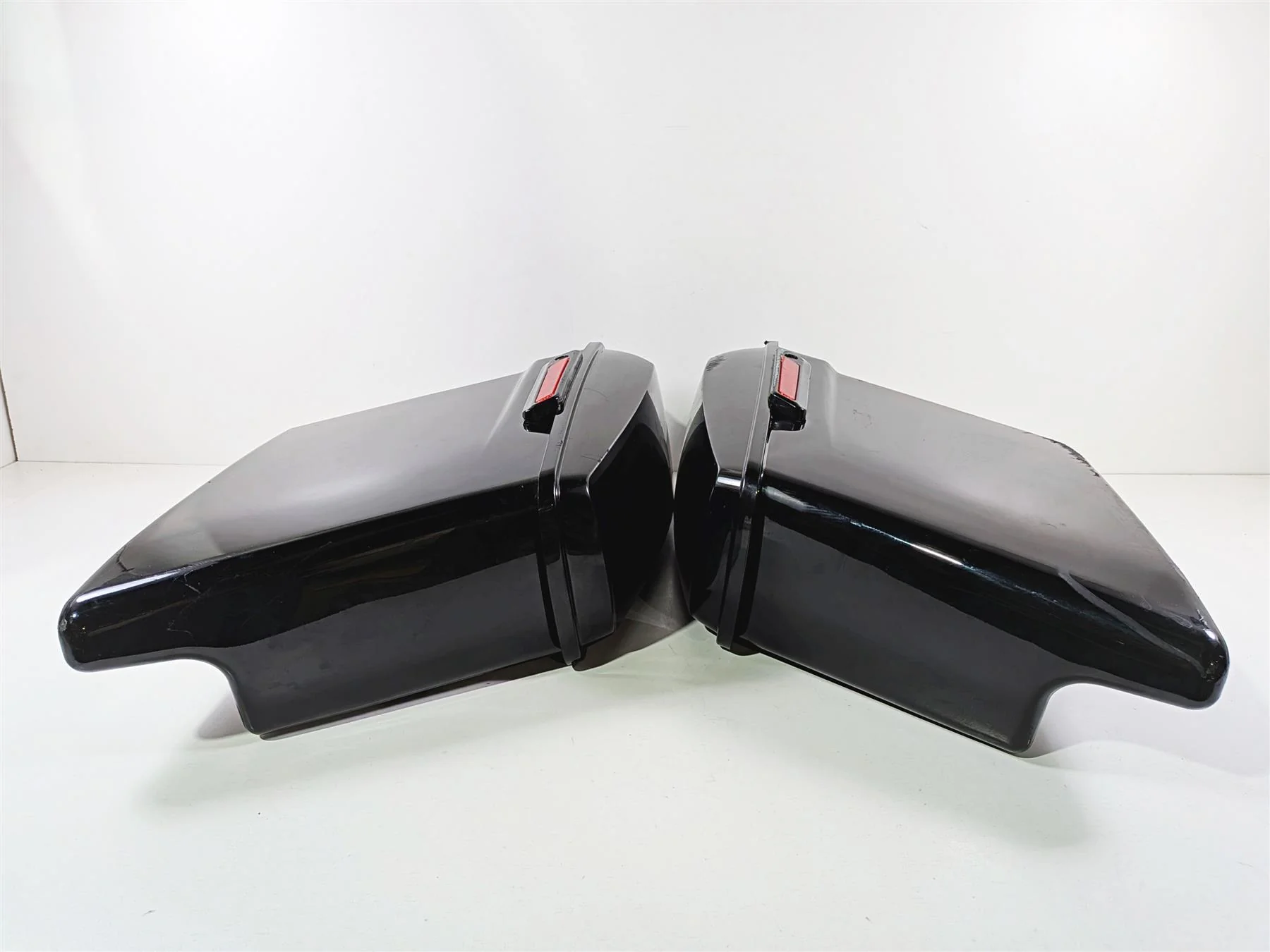 2016 Harley Touring FLHX Street Glide Strechted Saddle Bag Set - Read - Image 13