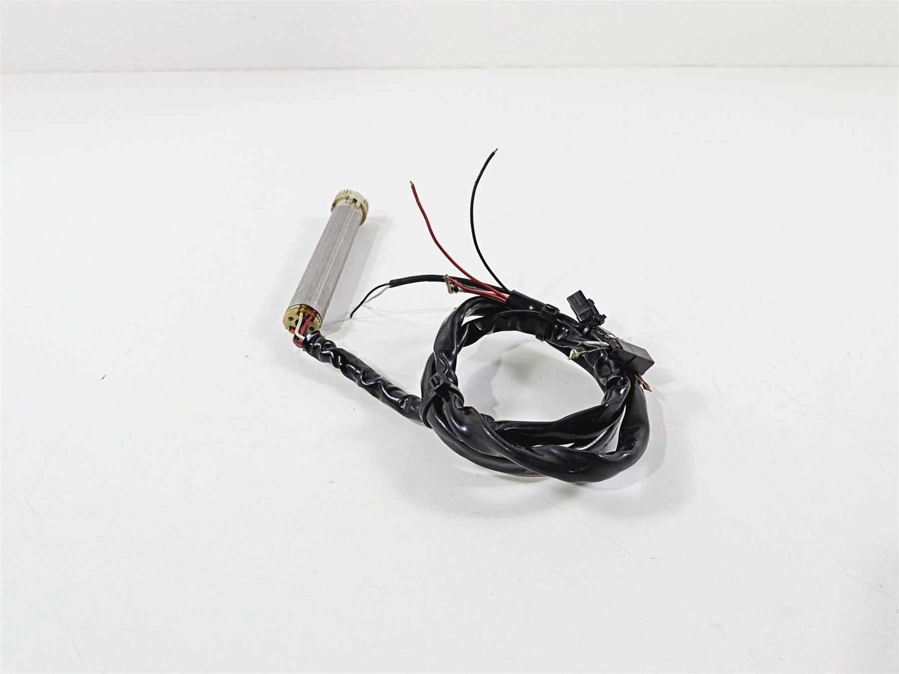 2016 Harley Touring FLHX Street Glide Throttle Ride By Wire Sensor Read 32700050 - Image 4