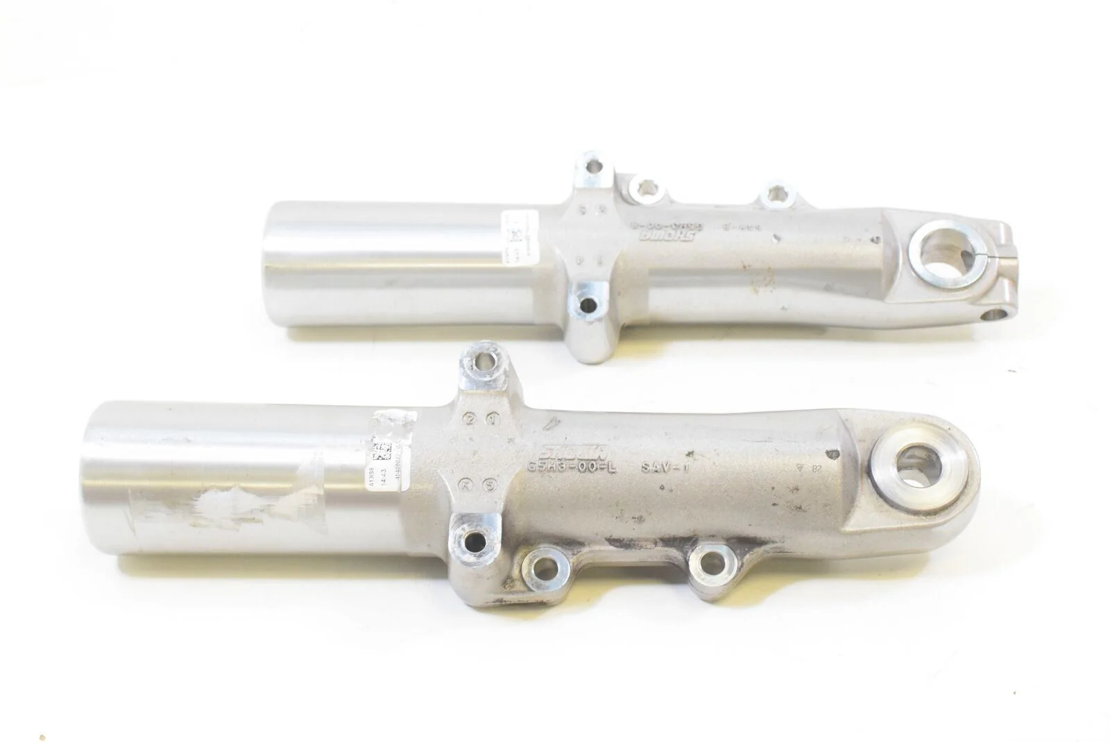 2016 Harley Touring FLTRU Road Glide Lower Fork Tube Leg  Set 45400022 - Image 5
