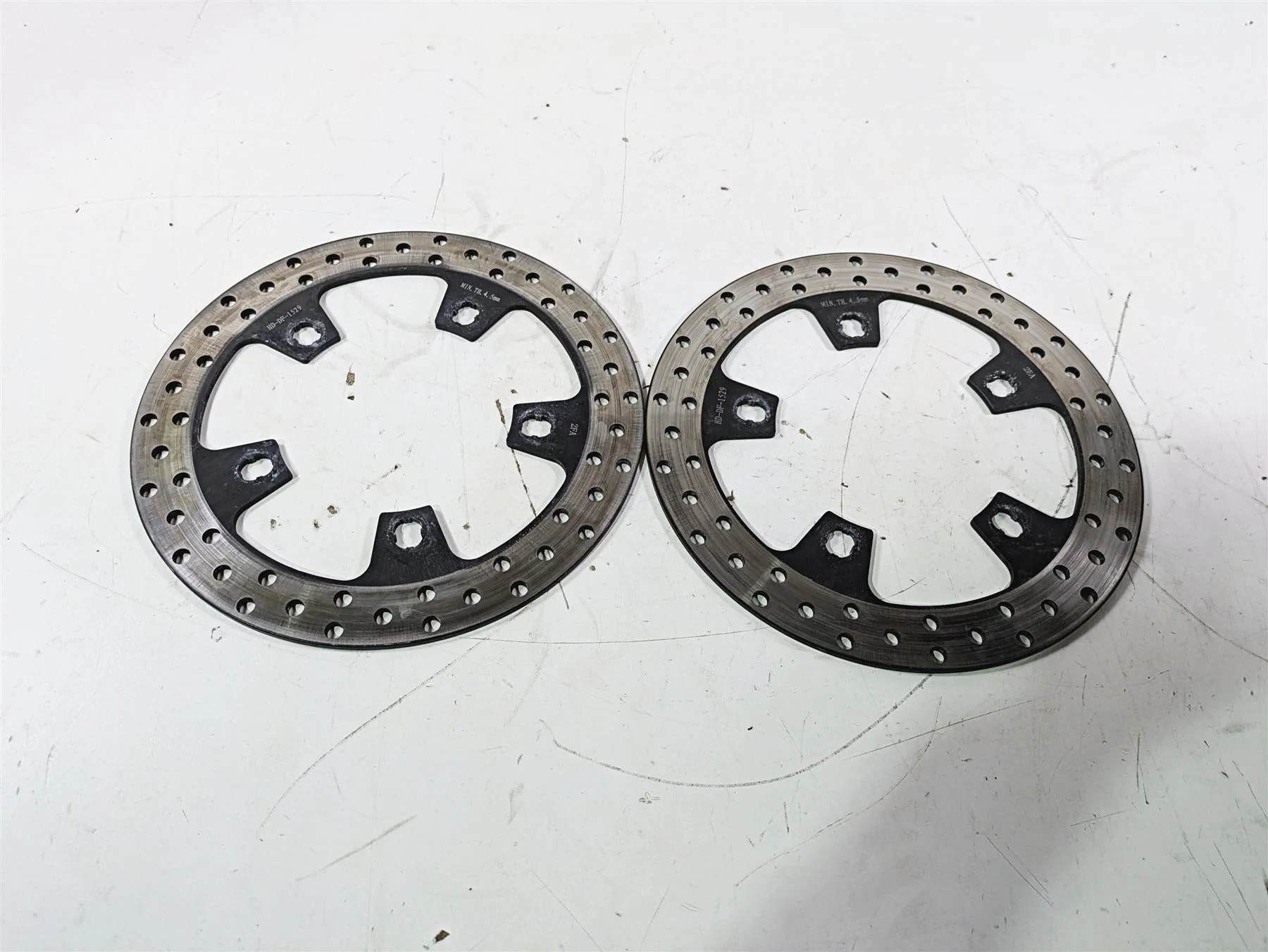 2016 Harley Touring FLTRX Road Glide Front Brake Rotor Set 41500017 - Image 8