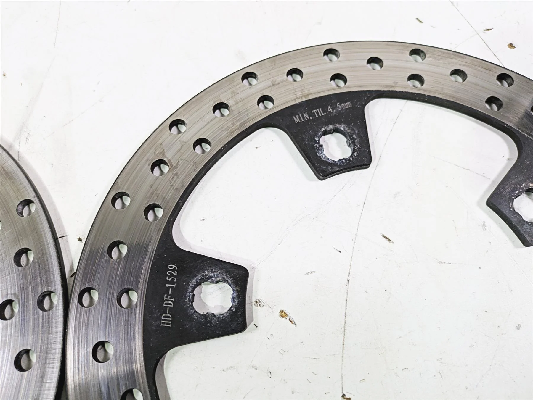 2016 Harley Touring FLTRX Road Glide Front Brake Rotor Set 41500017 - Image 9