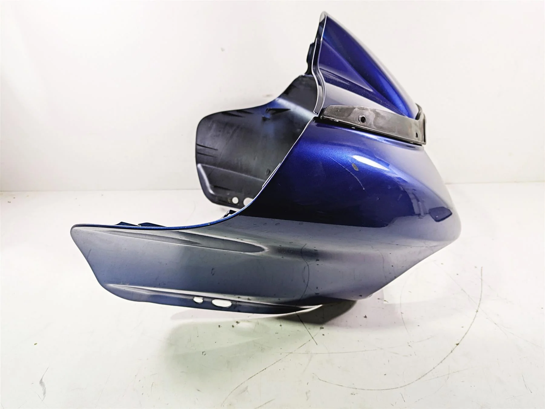 2016 Harley Touring FLTRX Road Glide Front Nose Fairing READ 57000290 - Image 2