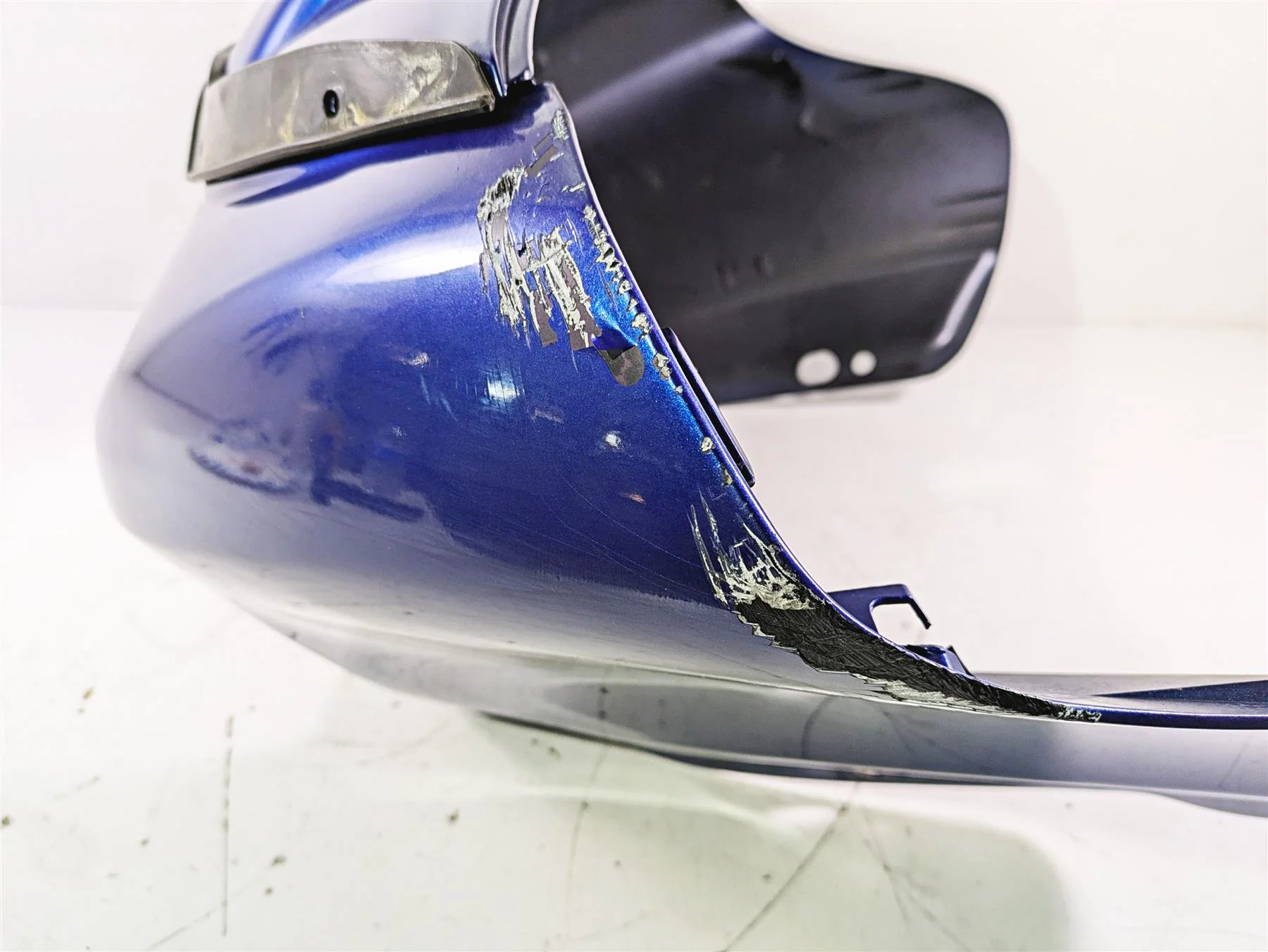 2016 Harley Touring FLTRX Road Glide Front Nose Fairing READ 57000290 - Image 7