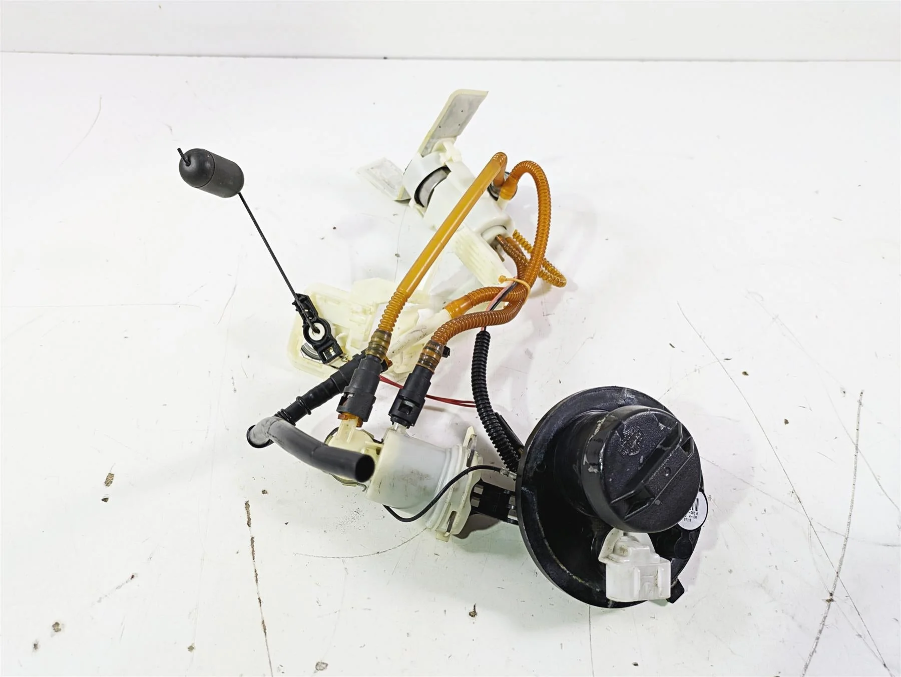 2016 Harley Touring FLTRX Road Glide Fuel Gas Petrol Pump 75069-08C 62908-08