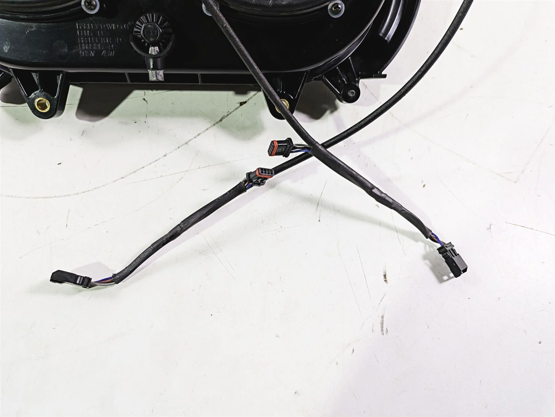 2016 Harley Touring FLTRX Road Glide Headlight Head Light Lamp 67700199 - Image 11