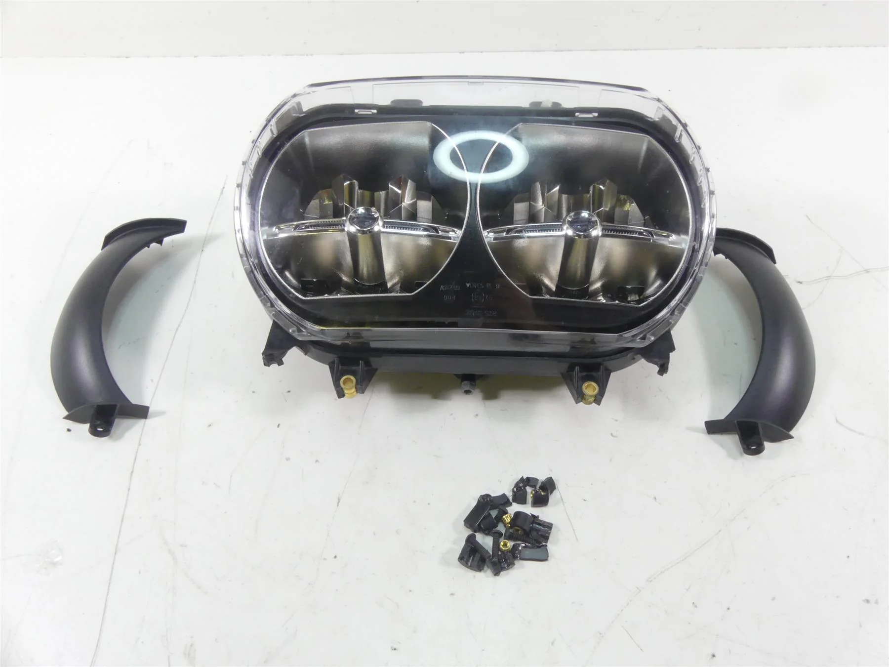 2016 Harley Touring FLTRX Road Glide Headlight Head Light Set 19K -Read 67700199