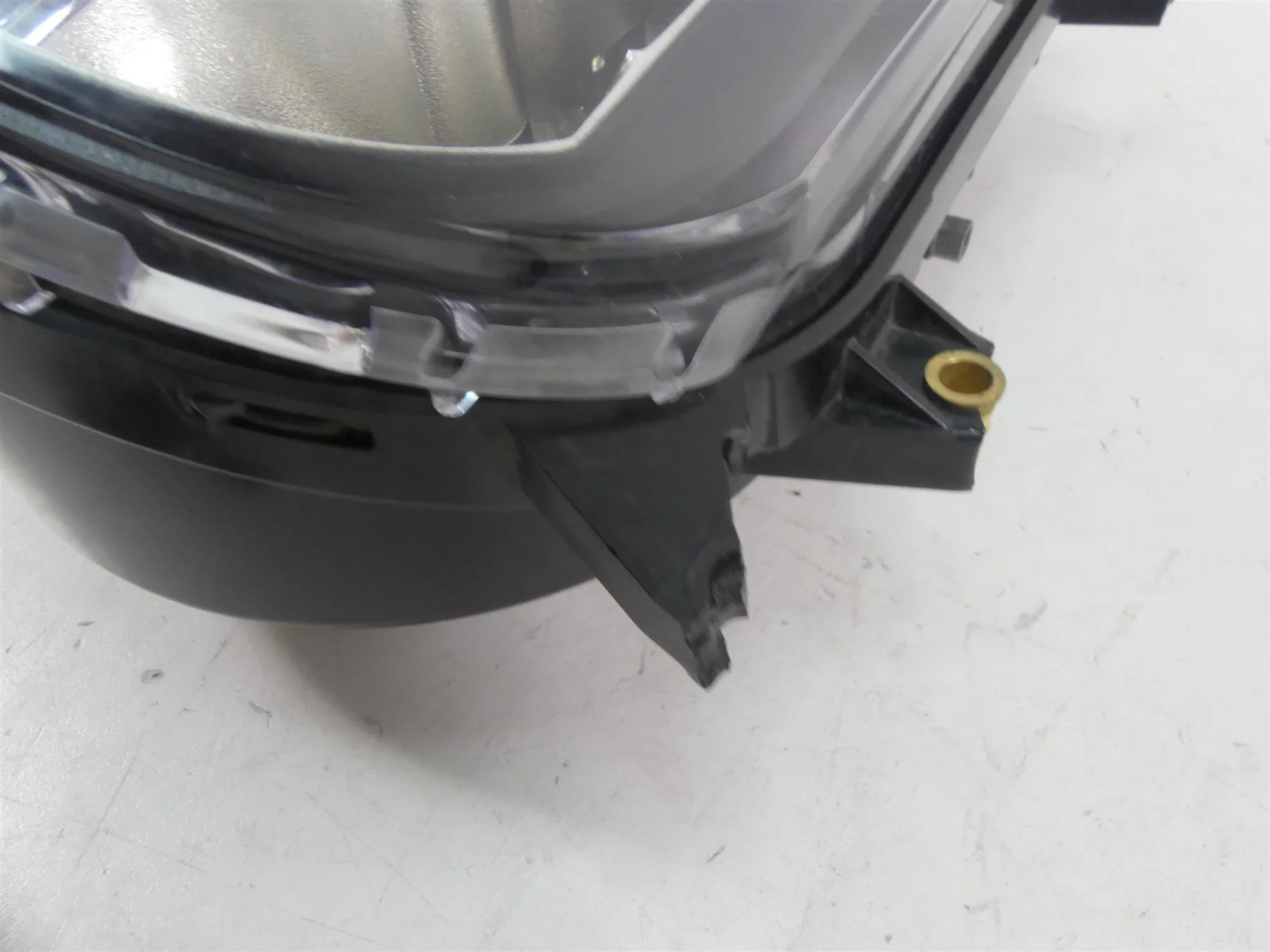 2016 Harley Touring FLTRX Road Glide Headlight Head Light Set 19K -Read 67700199 - Image 7