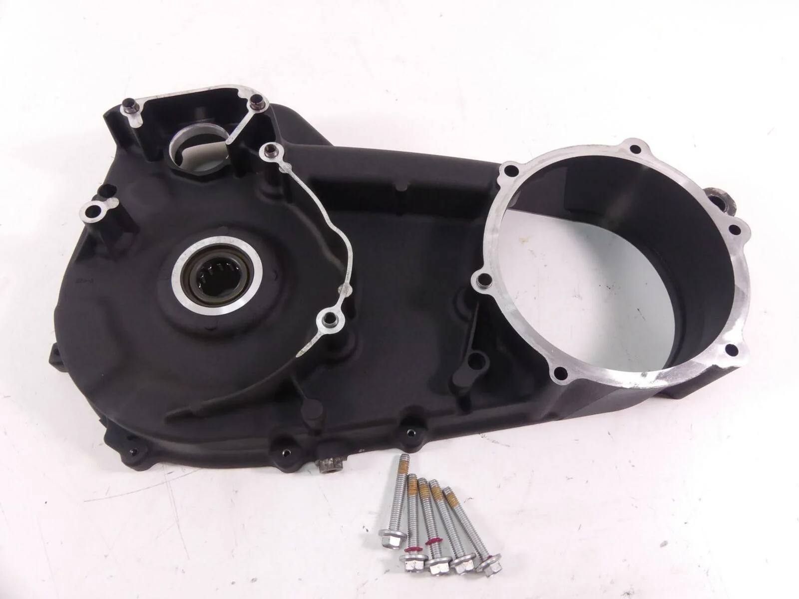 2016 Harley Touring FLTRX Road Glide Inner Primary Drive Clutch Cover 60677-07A