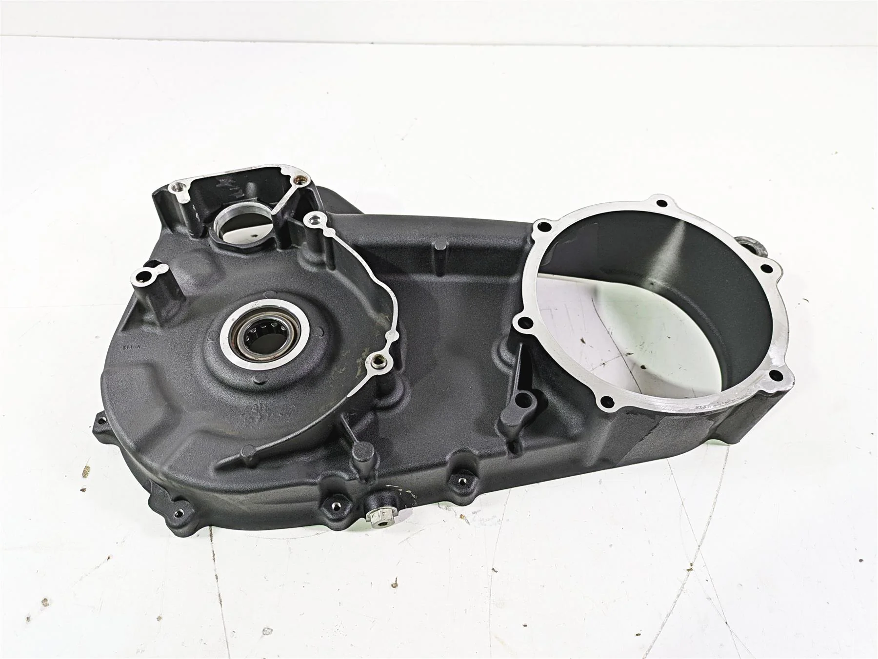 2016 Harley Touring FLTRX Road Glide Inner Primary Drive Clutch Cover 60677-07A