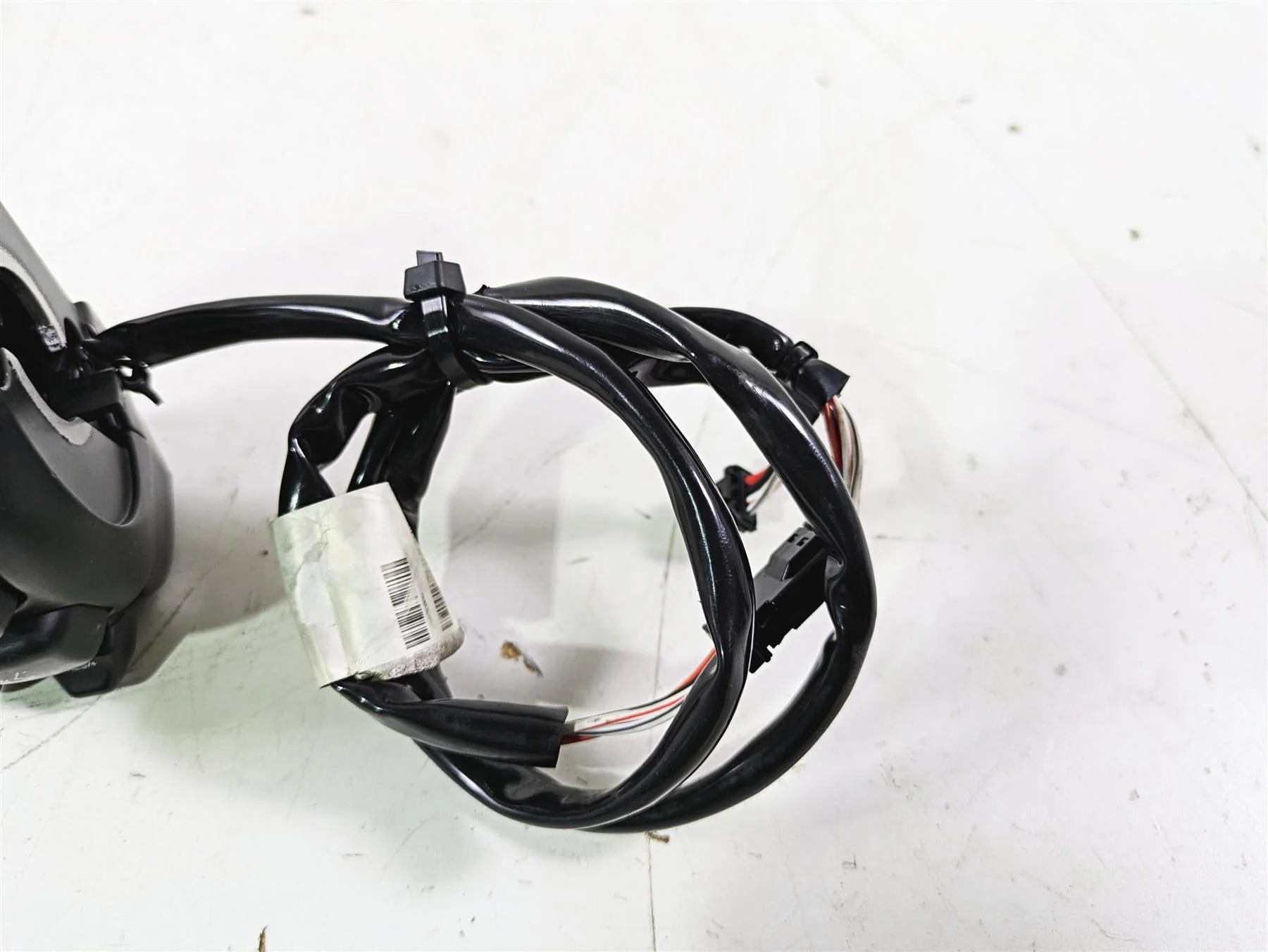 2016 Harley Touring FLTRX Road Glide Left Hand Control Switch 71500128B - Image 8