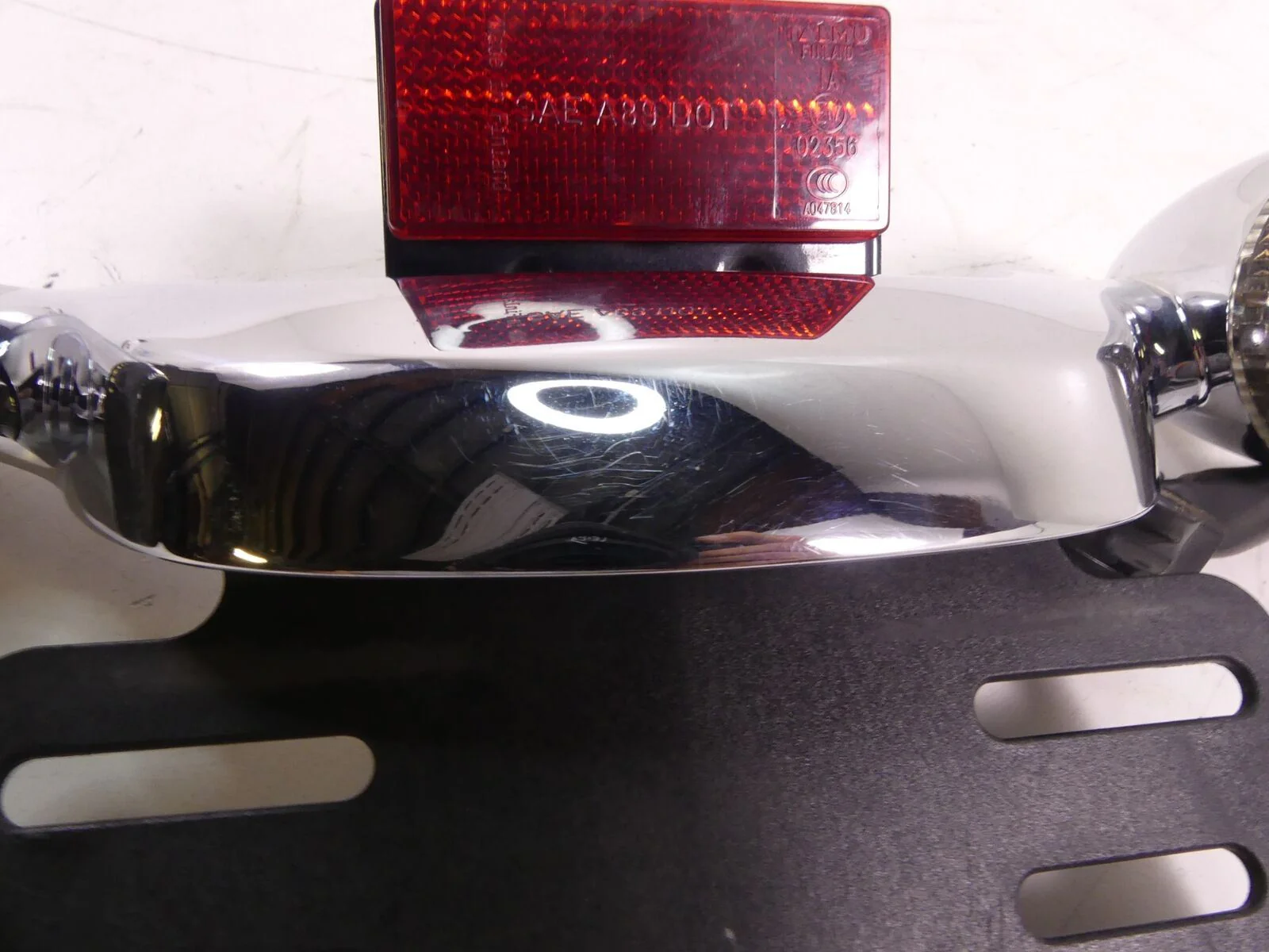 2016 Harley Touring FLTRX Road Glide Rear Blinker Turn Signal Bar Mount 73309-10 - Image 12