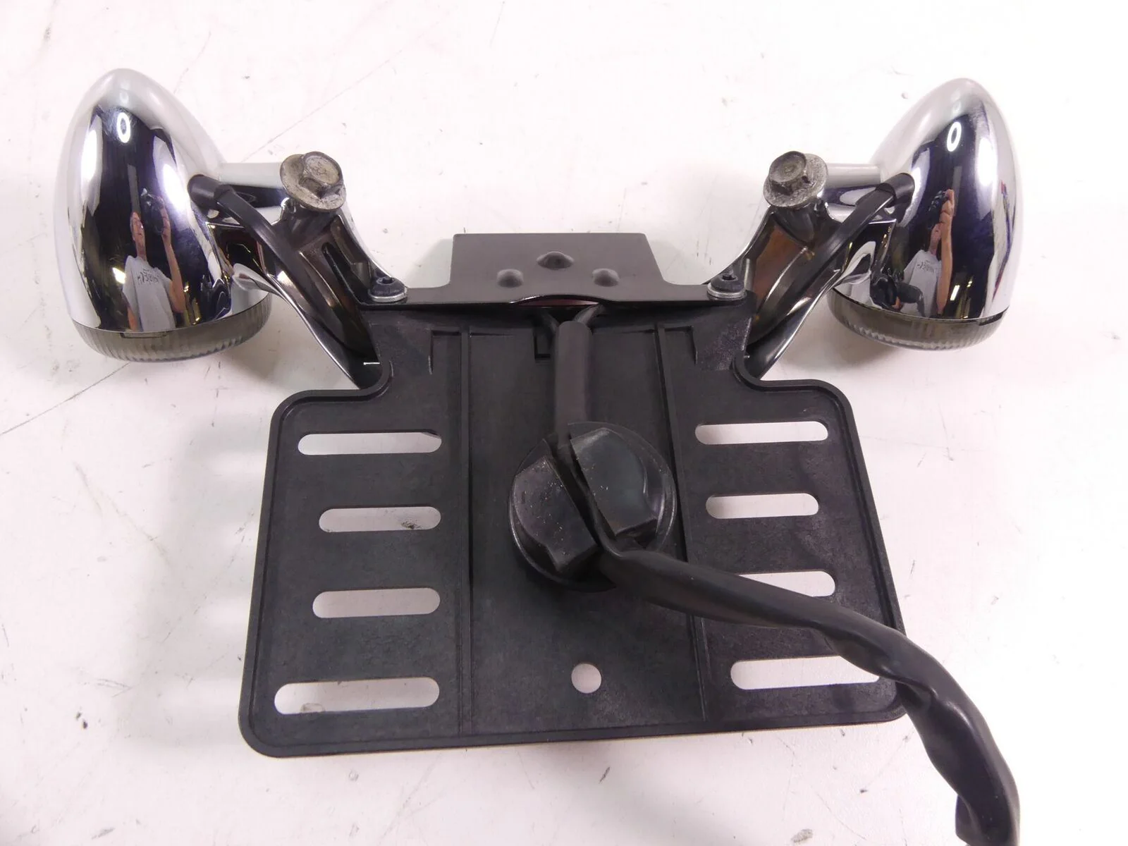 2016 Harley Touring FLTRX Road Glide Rear Blinker Turn Signal Bar Mount 73309-10 - Image 6