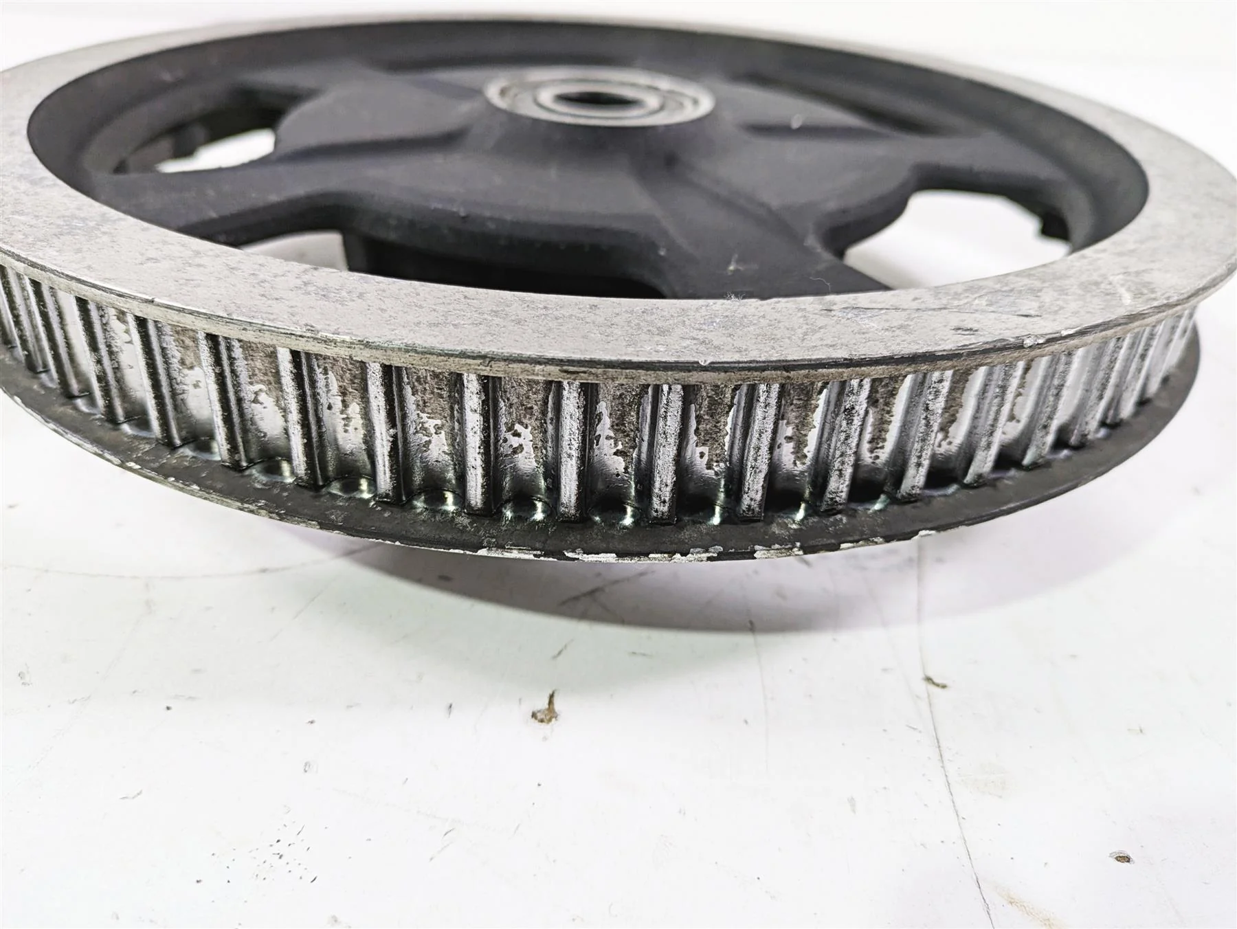 2016 Harley Touring FLTRX Road Glide Rear Drive Pulley Sprocket 68T 37781-09 - Image 6