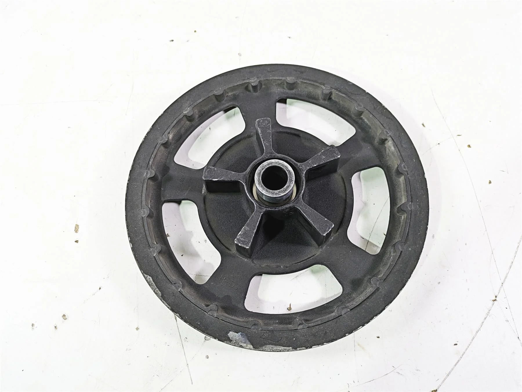2016 Harley Touring FLTRX Road Glide Rear Drive Pulley Sprocket 68T 37781-09 - Image 8