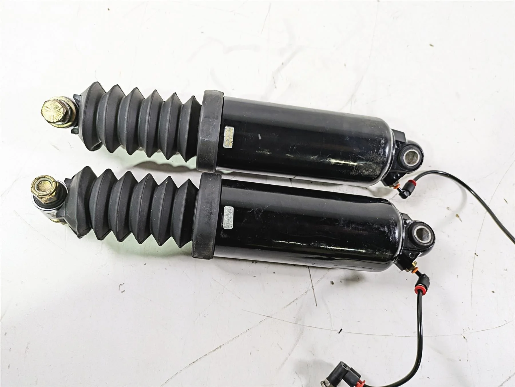 2016 Harley Touring FLTRX Road Glide Rear Shock Damper Set 13" 54000036 - Image 8