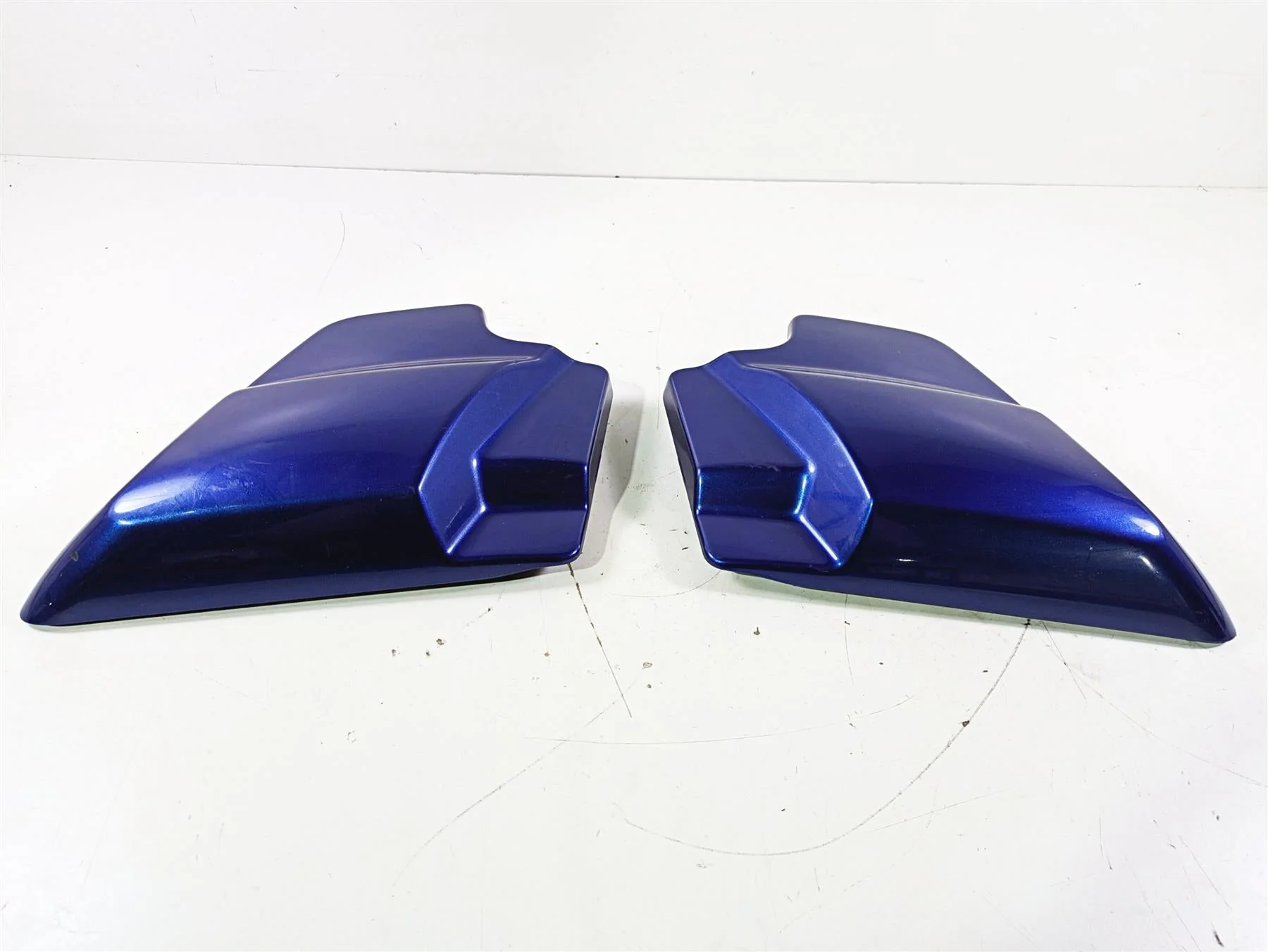 2016 Harley Touring FLTRX Road Glide Side Cover Fairing Set 66048-09A 66250-09 - Image 12
