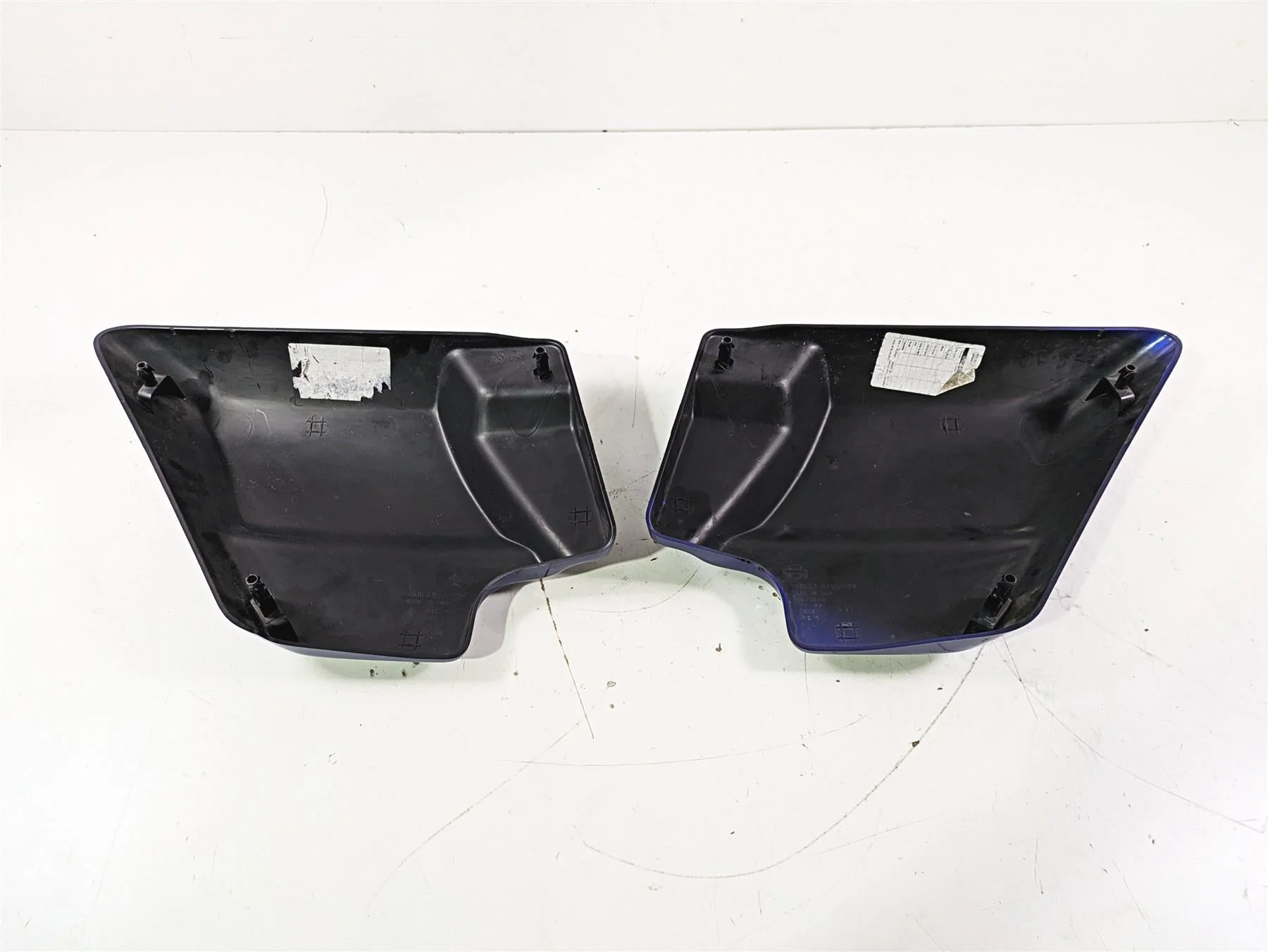 2016 Harley Touring FLTRX Road Glide Side Cover Fairing Set 66048-09A 66250-09 - Image 2