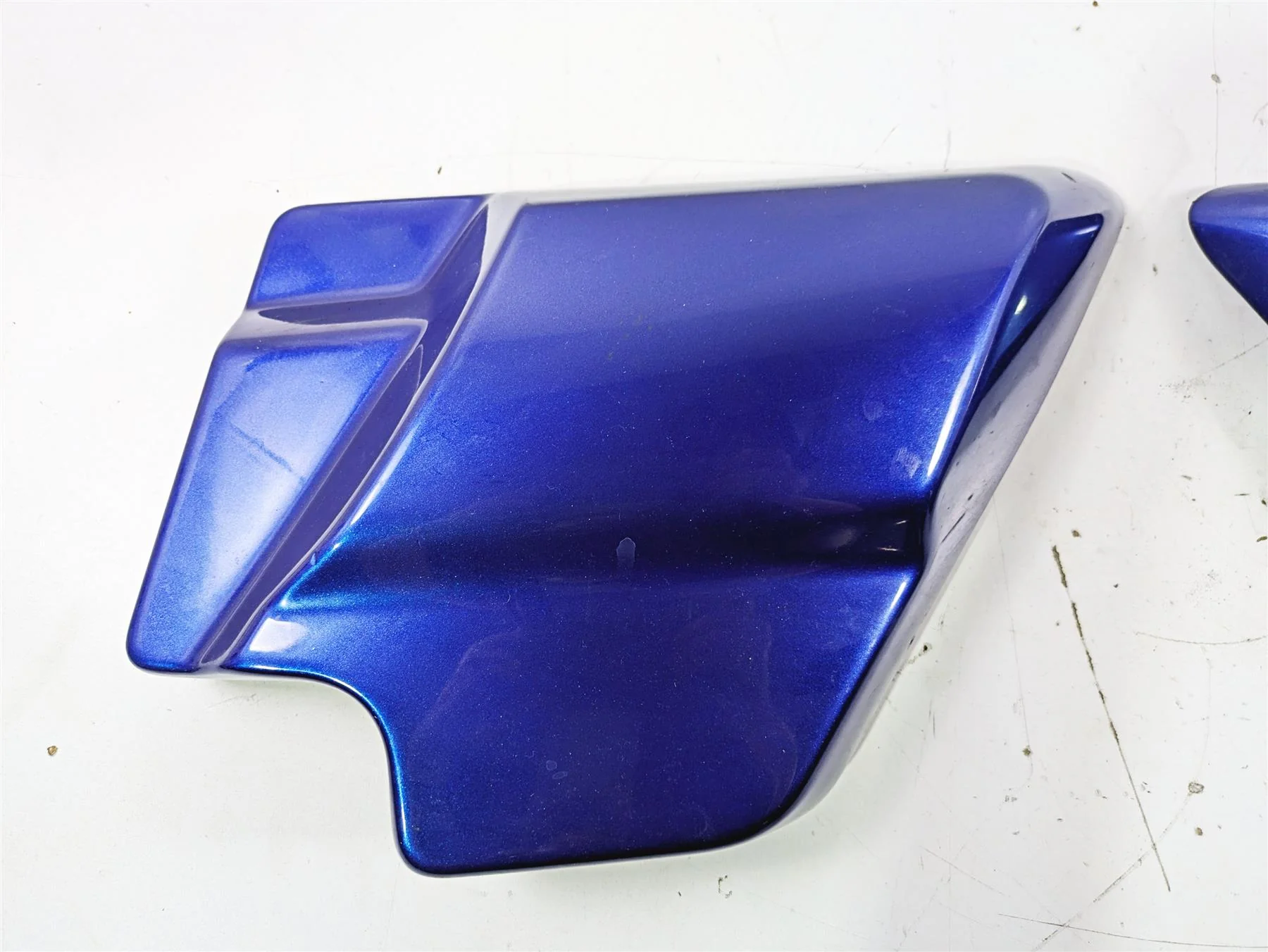 2016 Harley Touring FLTRX Road Glide Side Cover Fairing Set 66048-09A 66250-09 - Image 3