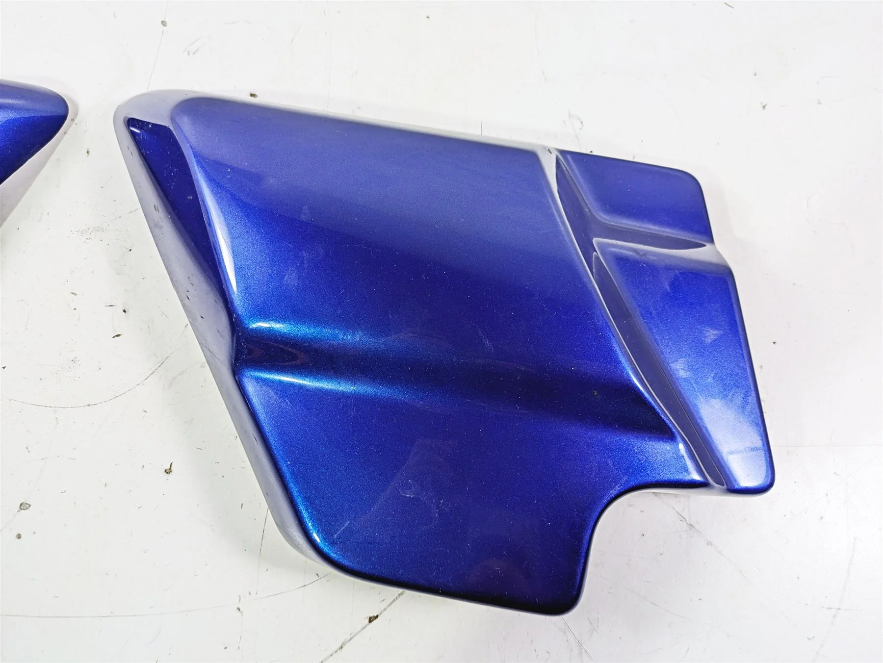 2016 Harley Touring FLTRX Road Glide Side Cover Fairing Set 66048-09A 66250-09 - Image 4