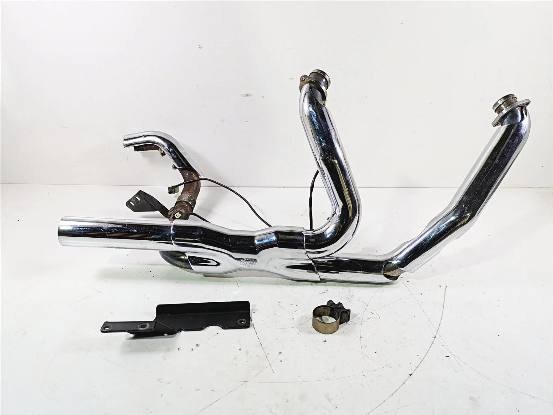 2016 Harley Touring FLTRX Road Glide Vance Hines Power Dual Header Set 46332
