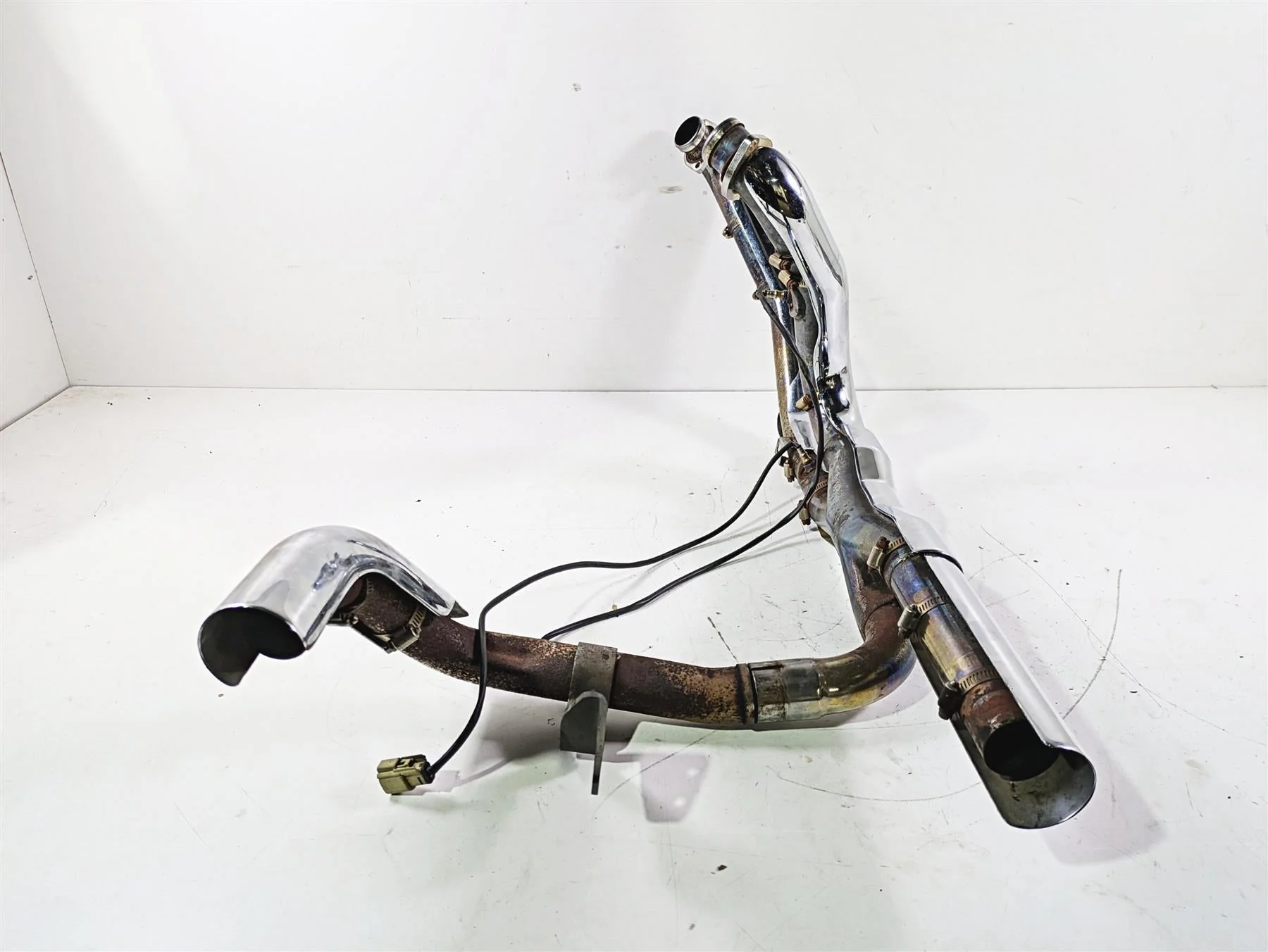 2016 Harley Touring FLTRX Road Glide Vance Hines Power Dual Header Set 46332 - Image 3