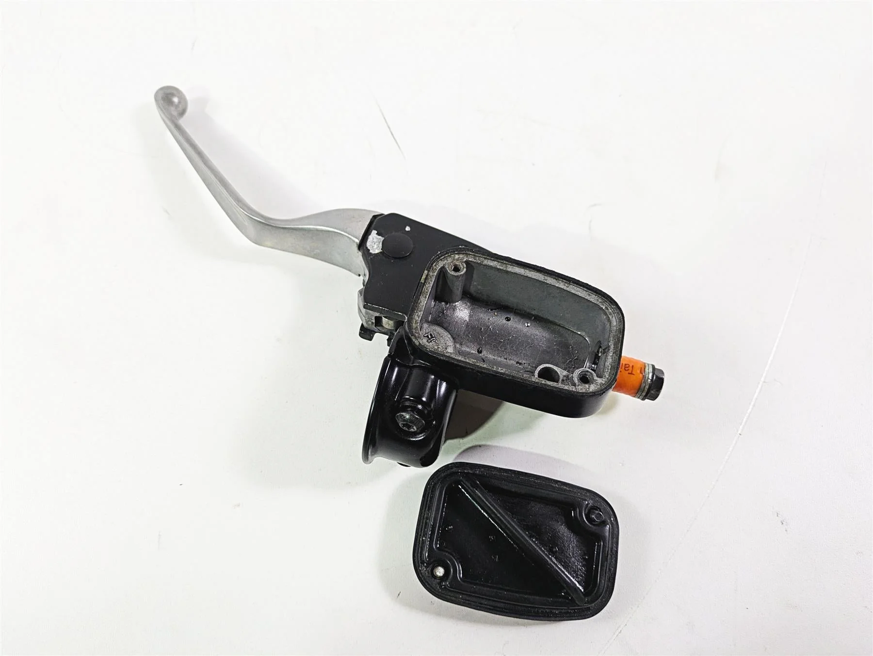 2016 Harley VRSCDX Night Rod Clutch Master Cylinder 38744-09B - Image 12