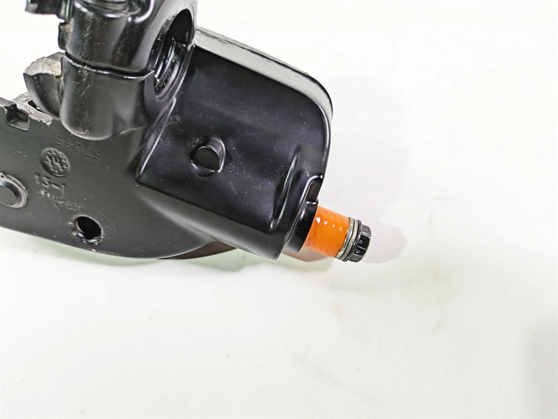 2016 Harley VRSCDX Night Rod Clutch Master Cylinder 38744-09B - Image 9