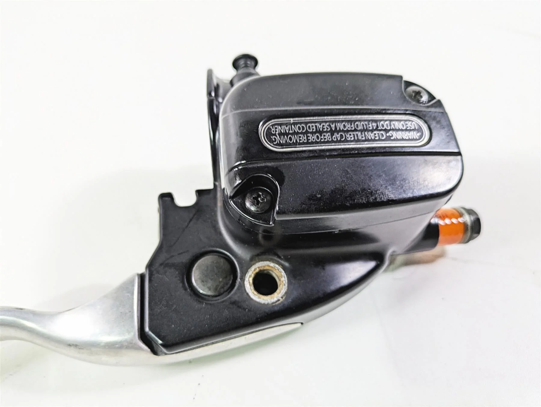 2016 Harley VRSCDX Night Rod Front Brake Master Cylinder 44551-08F - Image 7