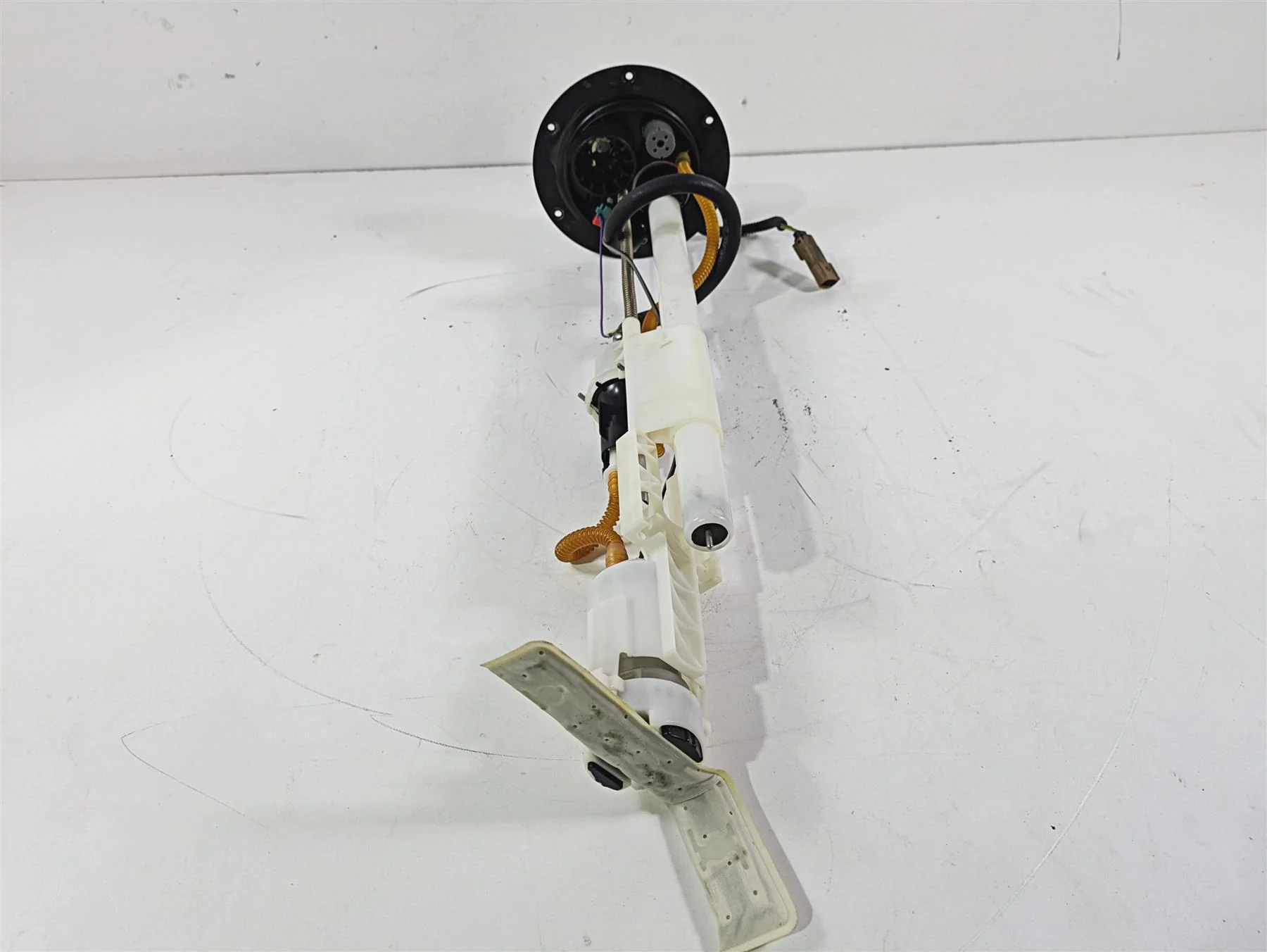 2016 Harley VRSCDX Night Rod Fuel Gas Petrol Pump READ 75123-09 - Image 5